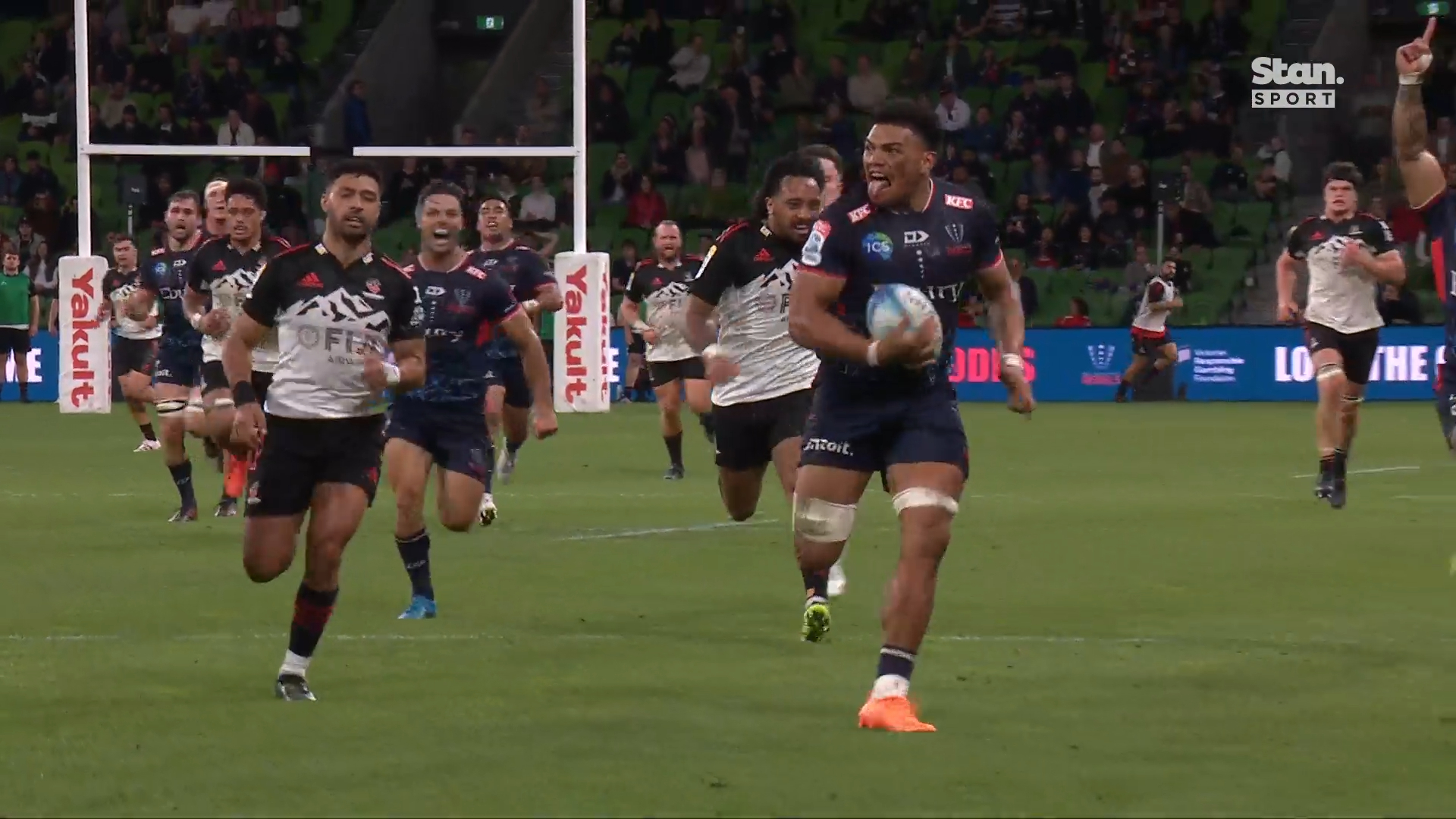 Rebels bruiser runs away from Crusaders