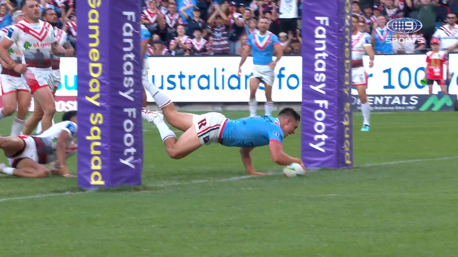 JWH, Radley combine for slick Roosters try