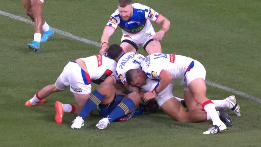 Knights defence ruthlessly exposed by Brown