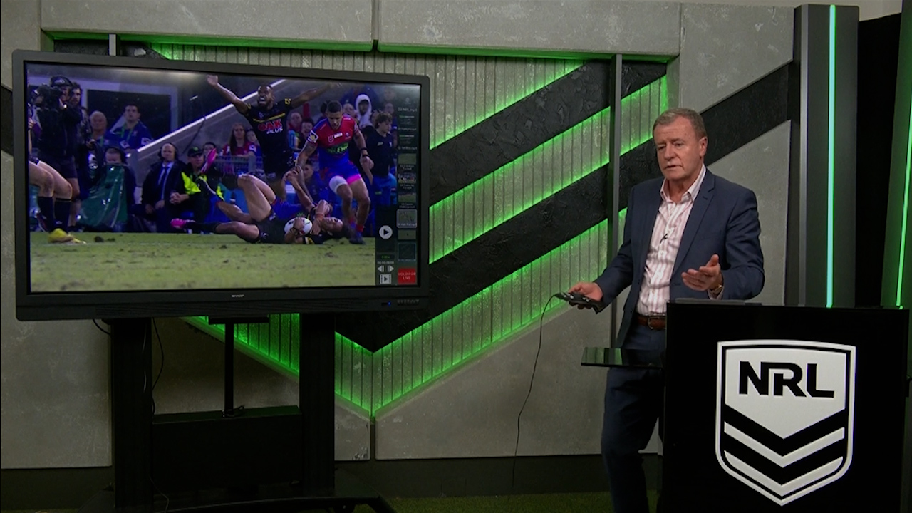 Annelsey explains hair pull decision