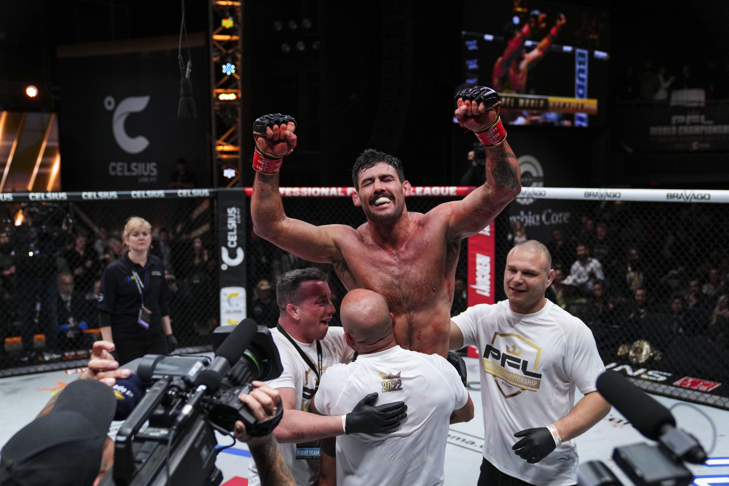 Rob Wilkinson celebrates after defeating Omari Akhmedov during the 2022 PFL Championships at the Hulu Theater at Madison Square Garden.