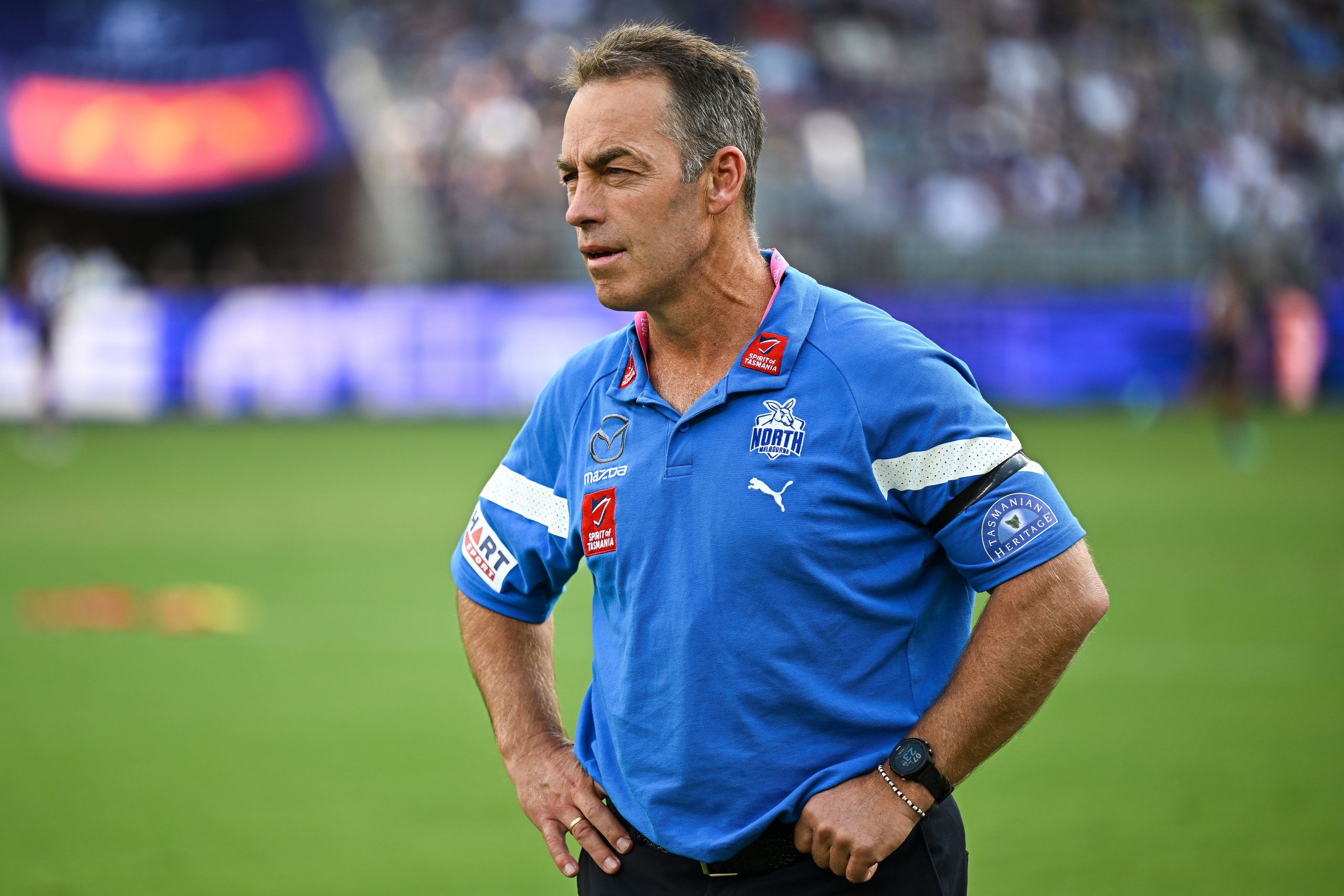 PERTH, AUSTRALIA - MARCH 25: Alastair Clarkson, Senior Coach of the Kangaroos looks on during the 2023 AFL Round 02 match between the Fremantle Dockers and the North Melbourne Kangaroos at Optus Stadium on March 25, 2023 in Perth, Australia. (Photo by Daniel Carson/AFL Photos)