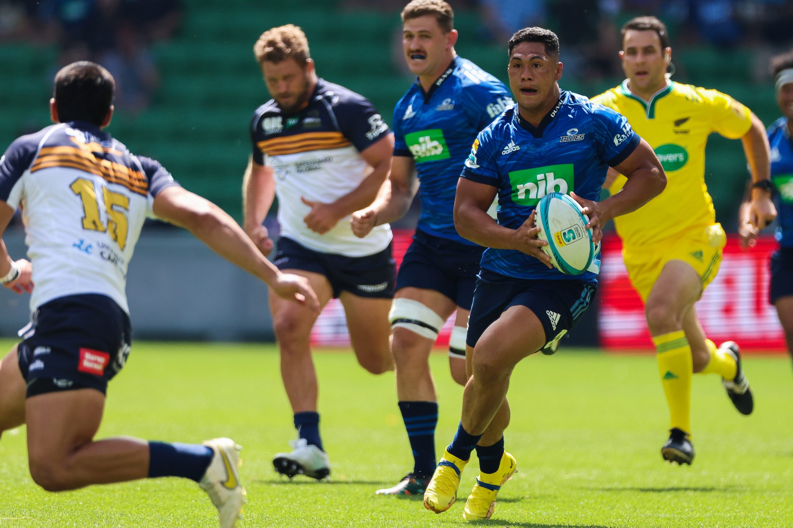 Roger Tuivasa-Sheck of the Blues runs with the ball  during the round two Super Rugby Pacific match between Blues and ACT Brumbies at AAMI Park.