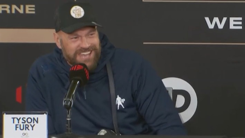 Fury hijacks boxing press conference