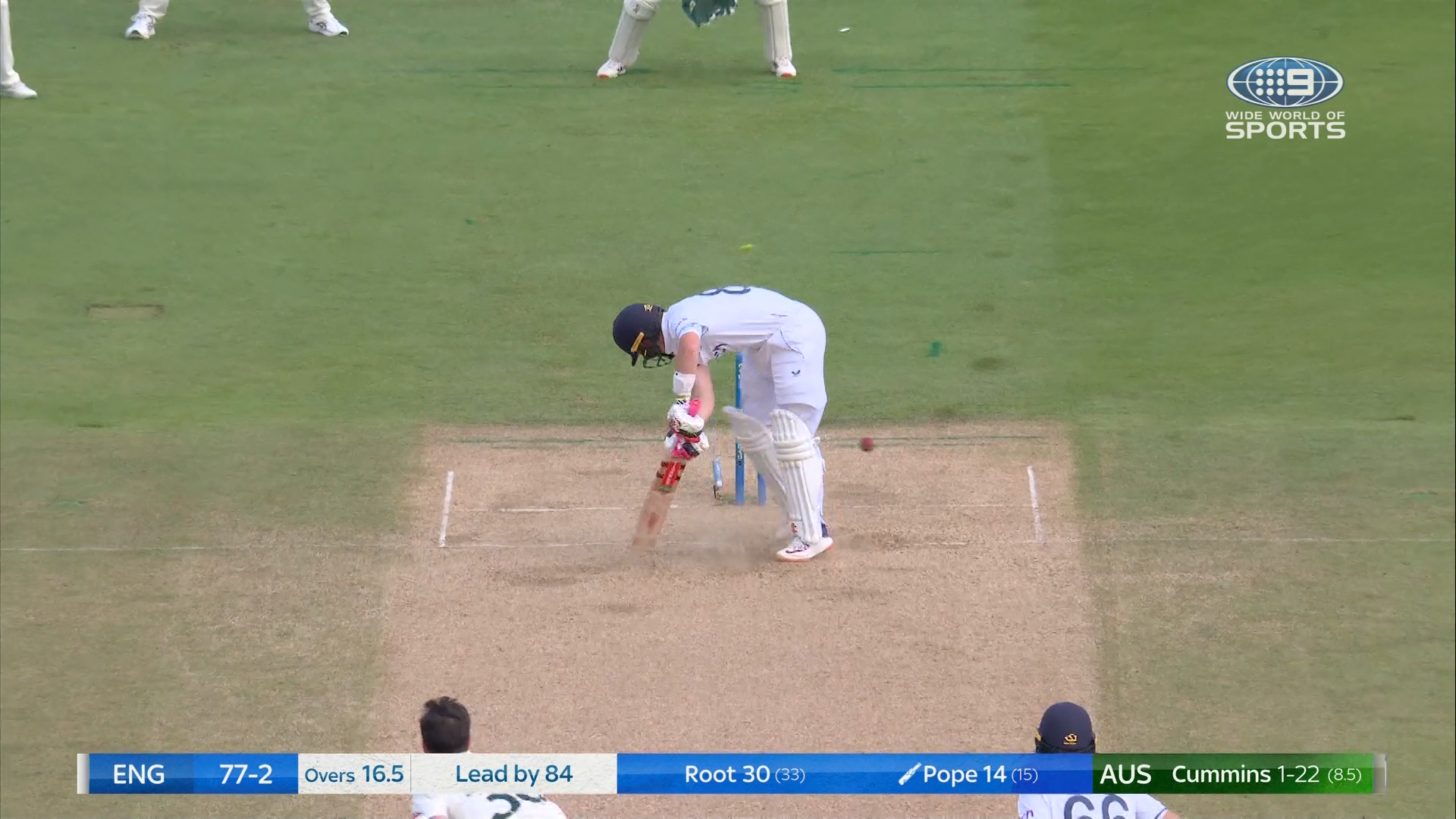 Cummins strikes with brilliant yorker