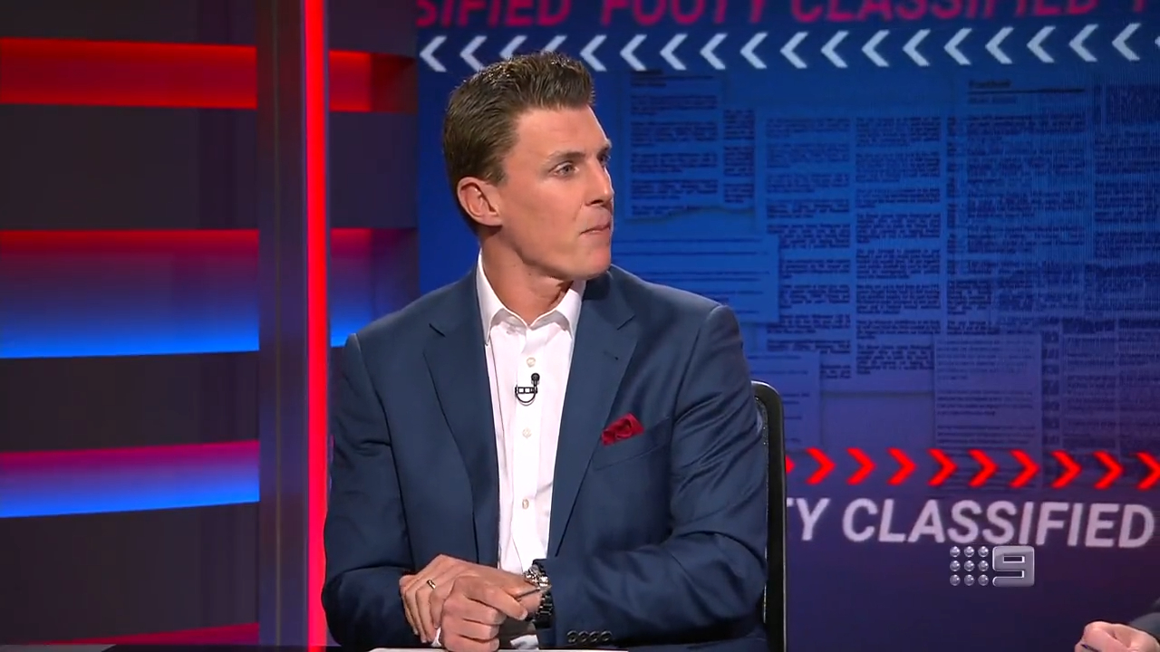 Roos questioned over Thomas treatment