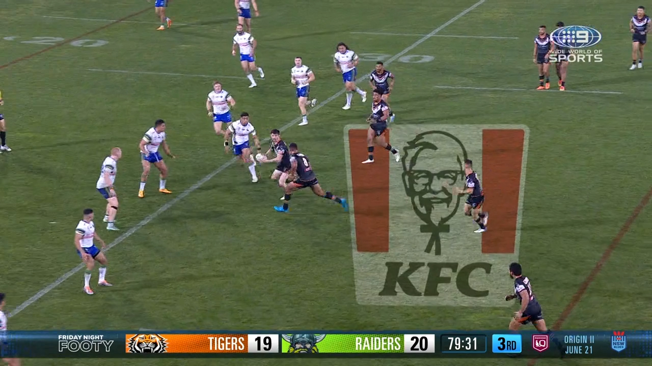 Tigers fall flat with atrocious last-ditch play