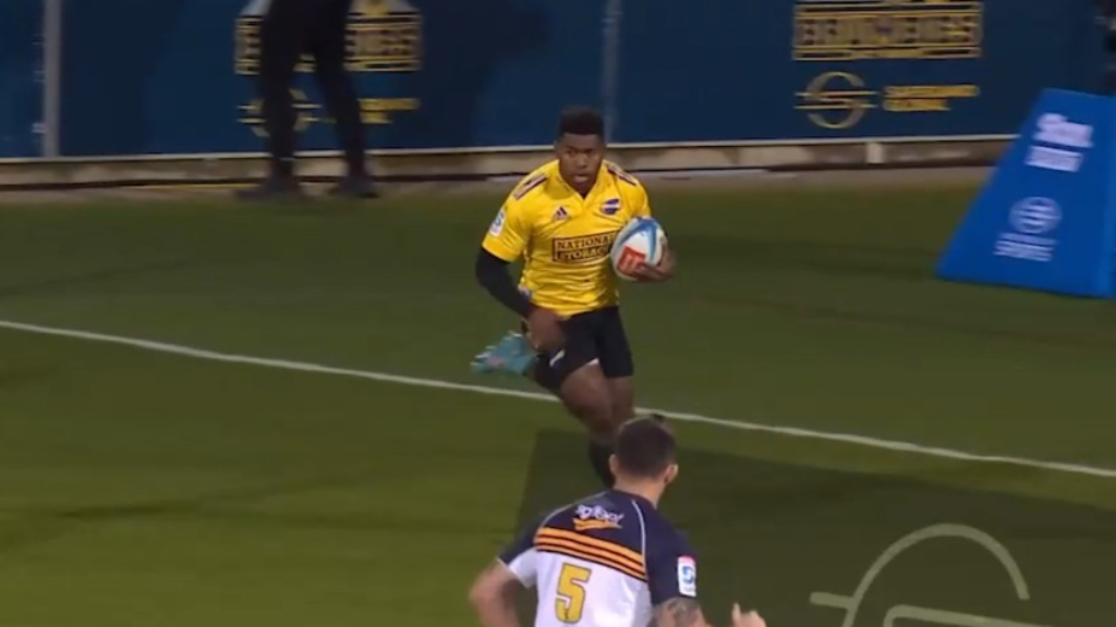 Naholo lights up Brumbies