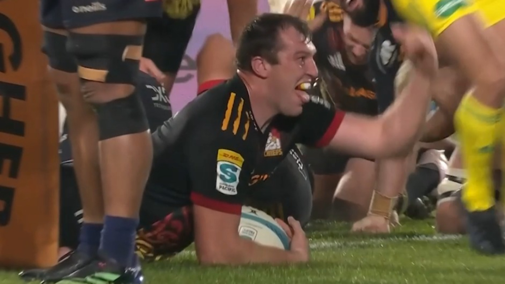 Chiefs great lands knockout blow