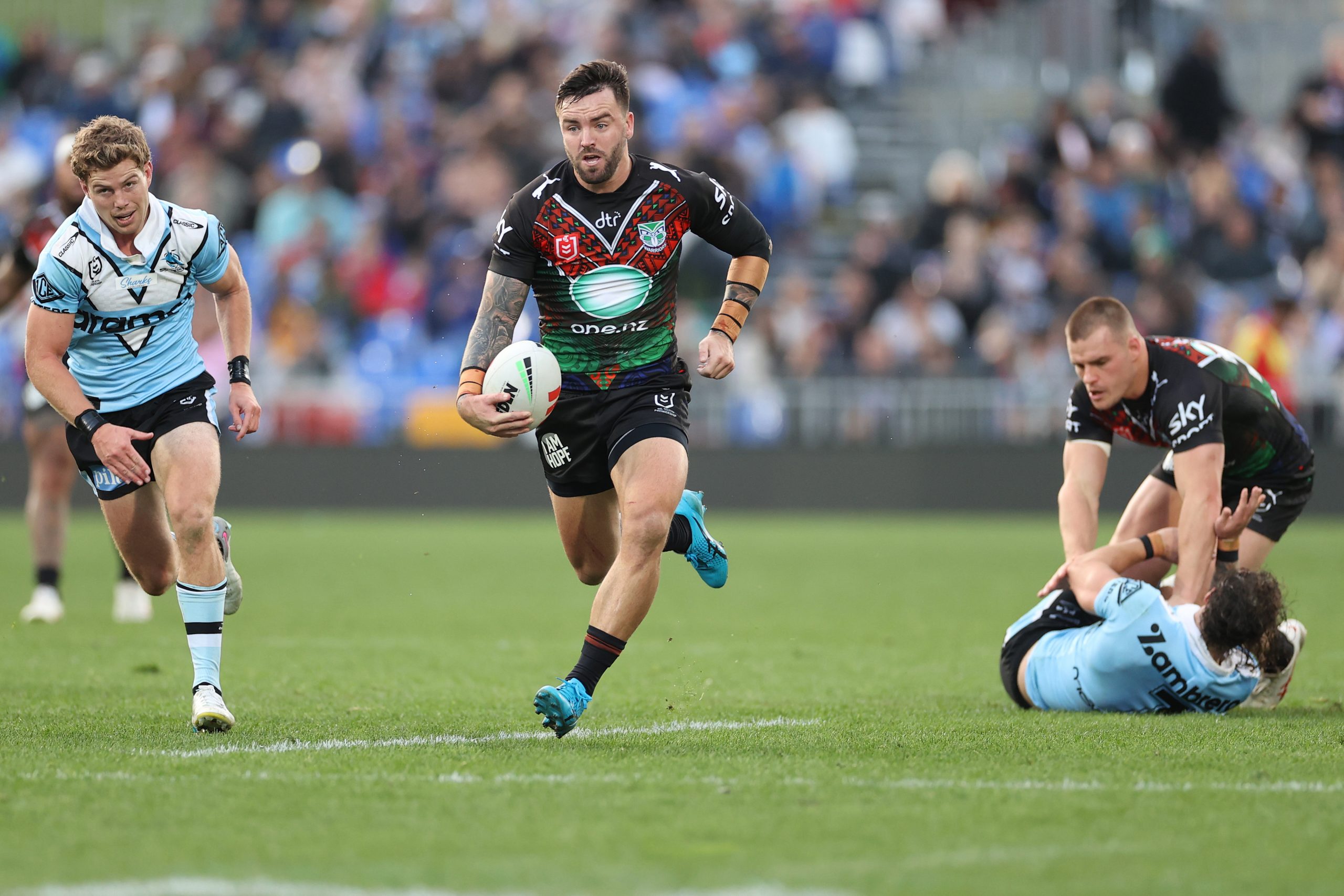 Wayde Egan in action for the Warriors against the Sharks in round 20.