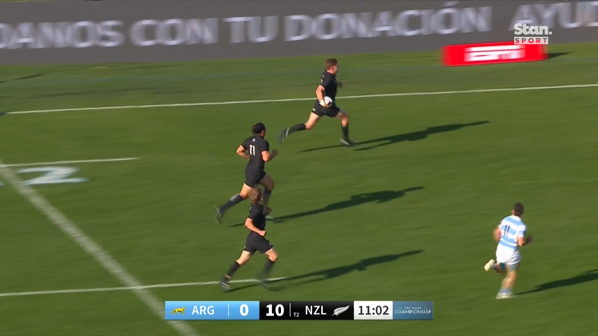 Barrett brothers combine for stunner