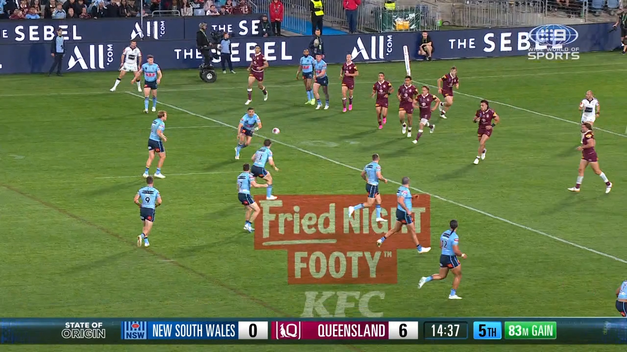 Blues go sideline to sideline for electric try