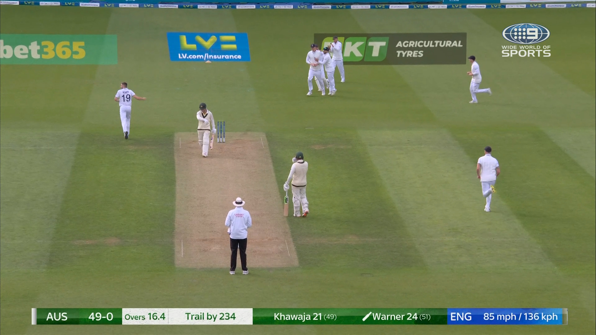 Warner nicks off in Ashes finale