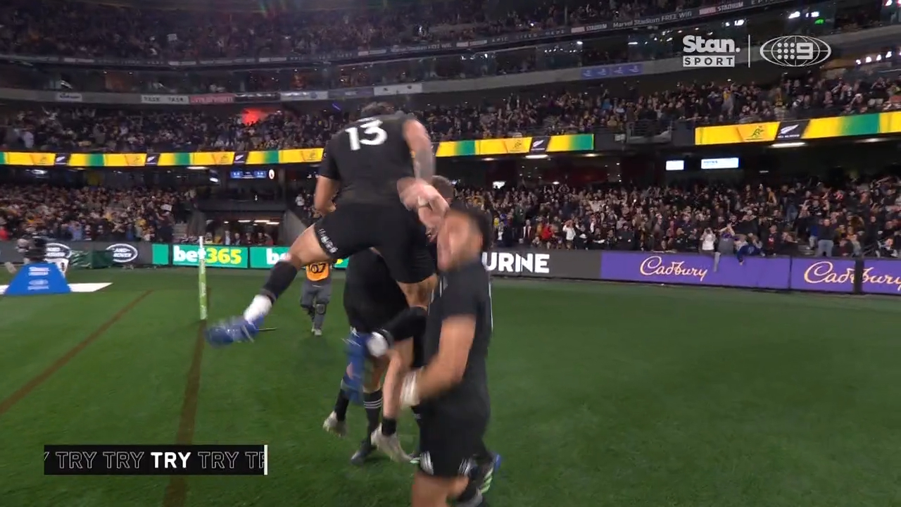 All Blacks retain Bledisloe after 'ridiculous' decision