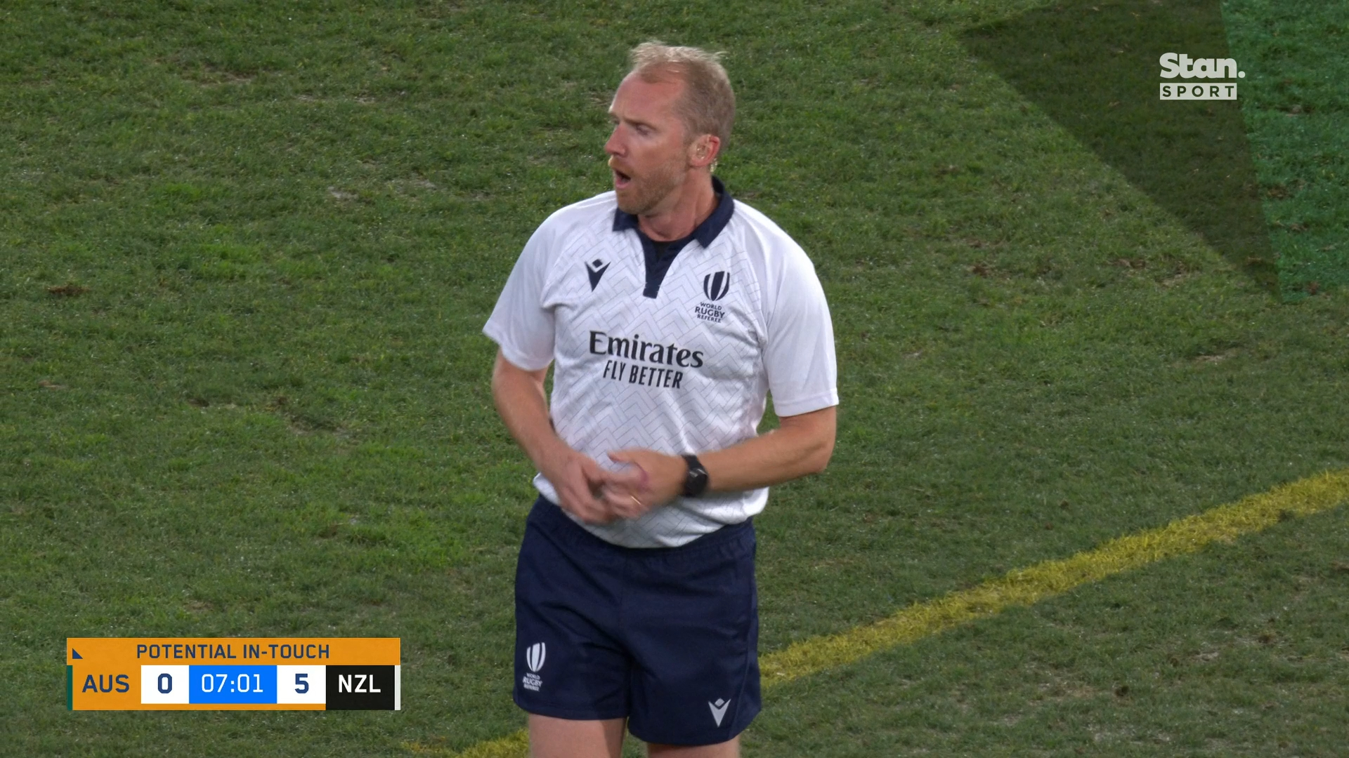 Blinding Nawaqanitawase run nets Wallabies try