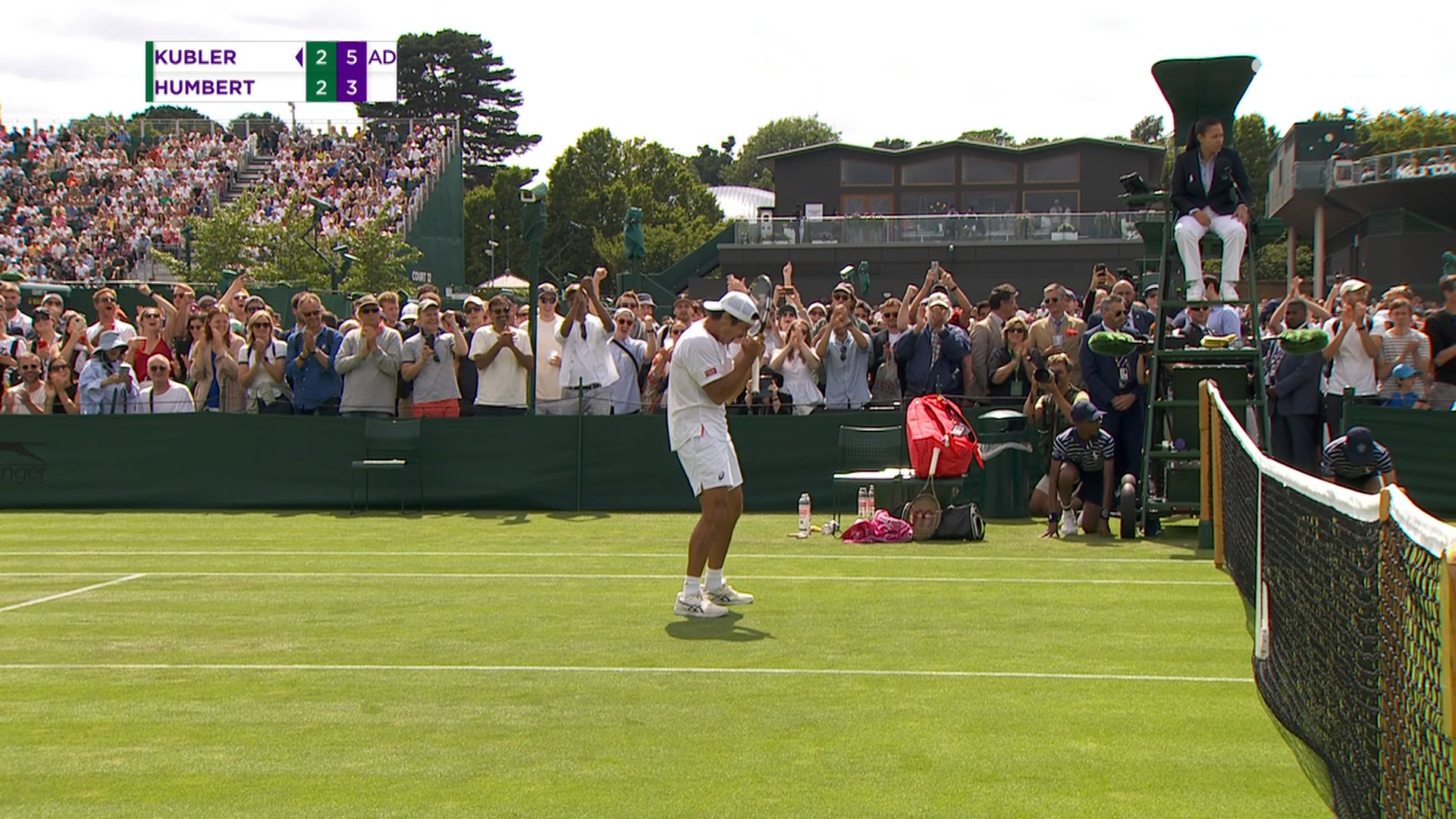 Aussie underdog wins opening-round Wimbledon clash