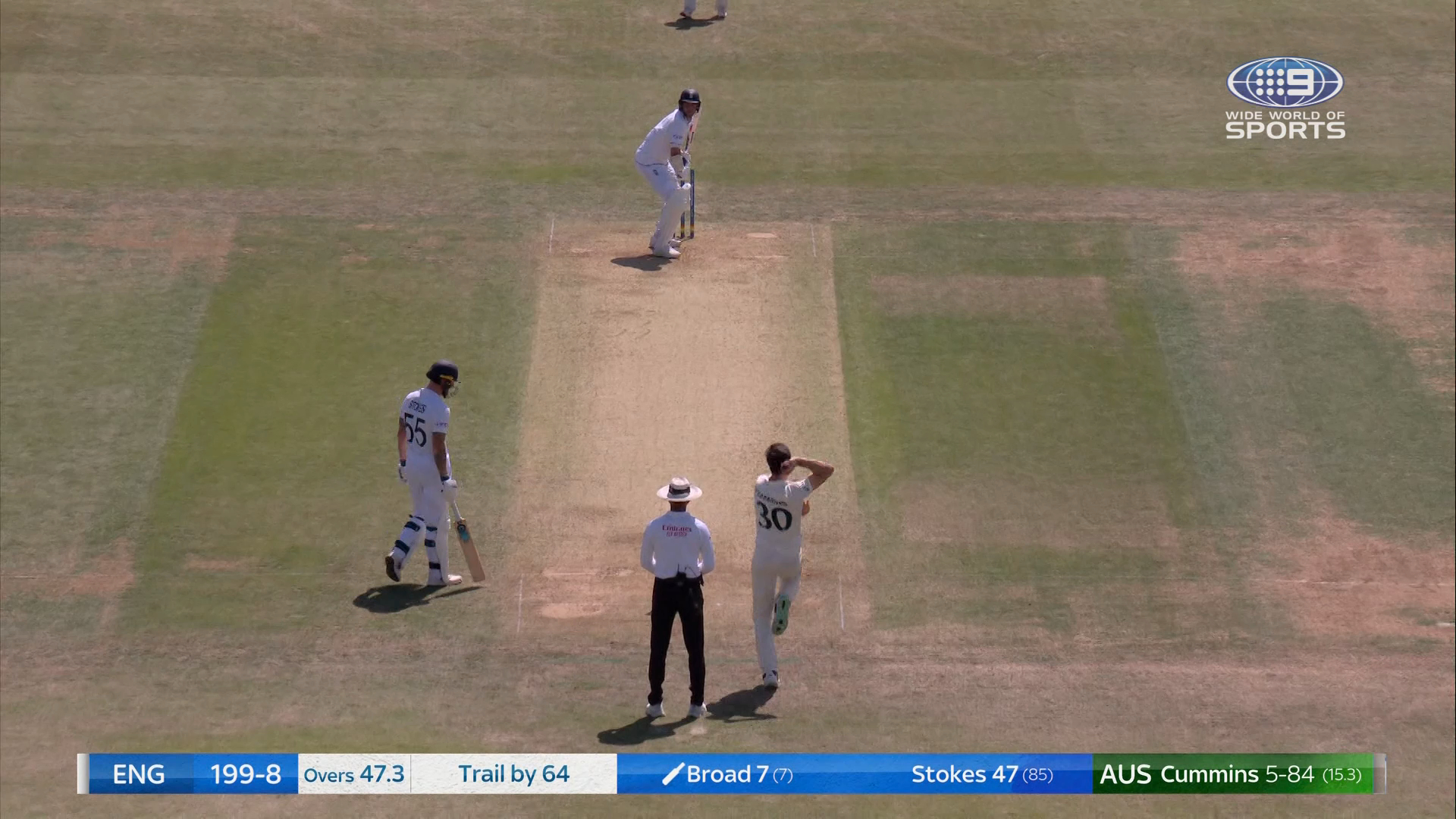 Smith takes tough boundary catch