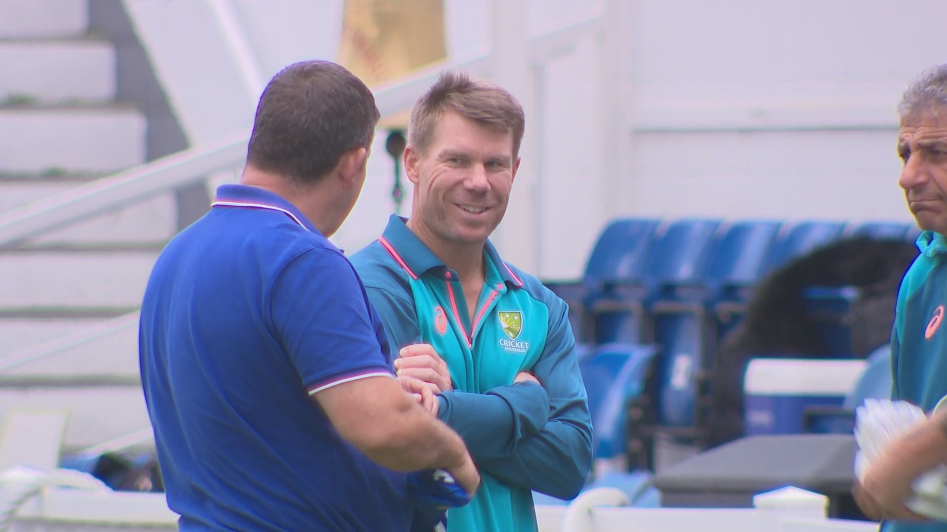 Warner hits back at retirement rumours