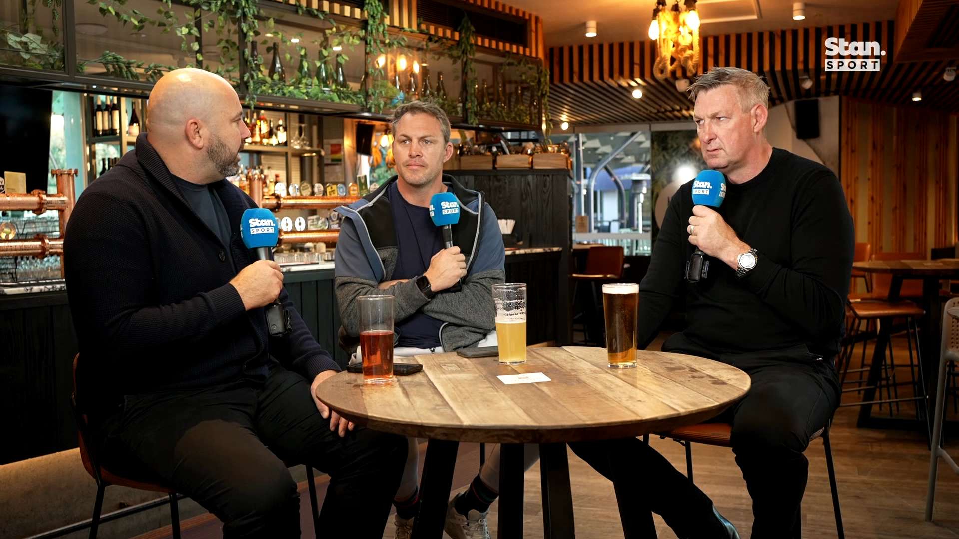 Outstanding prop gives Australia hope