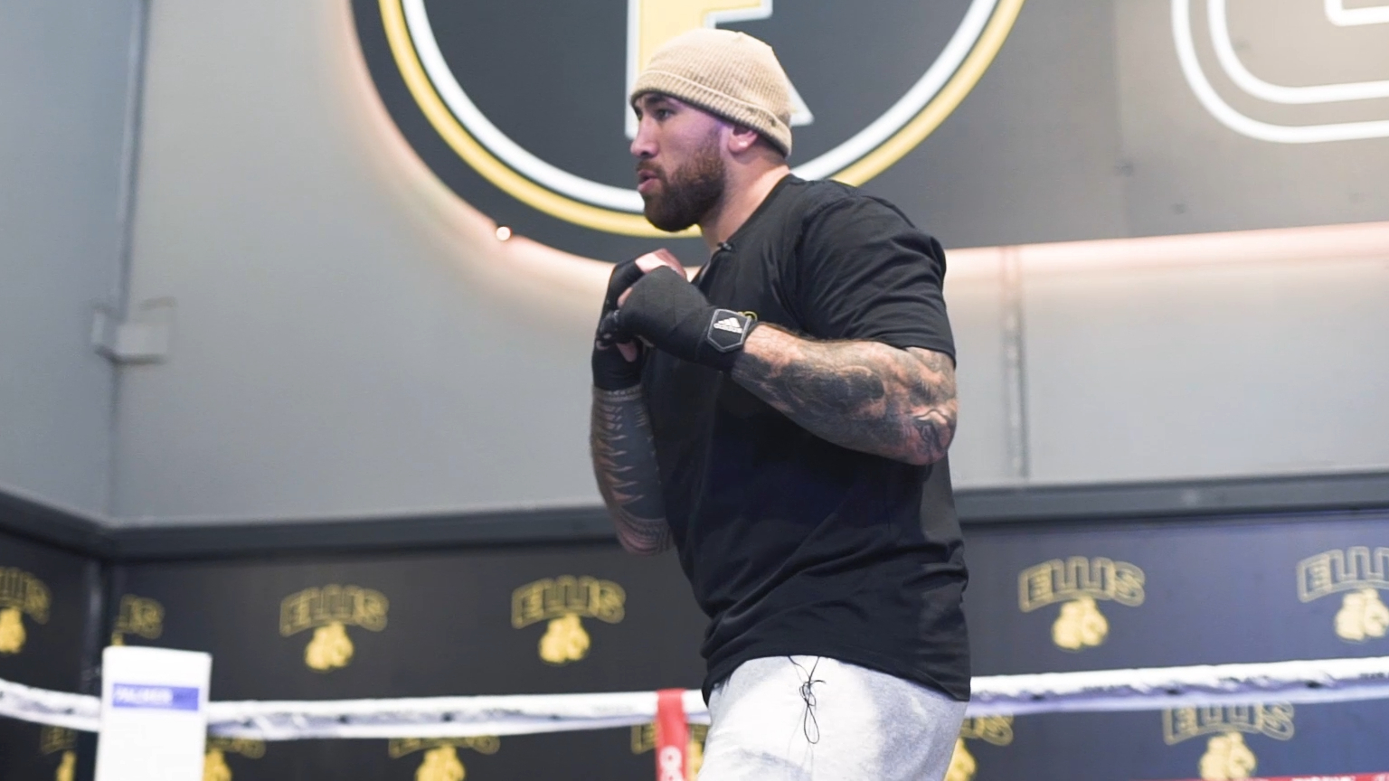 Asofa-Solomona to make boxing debut