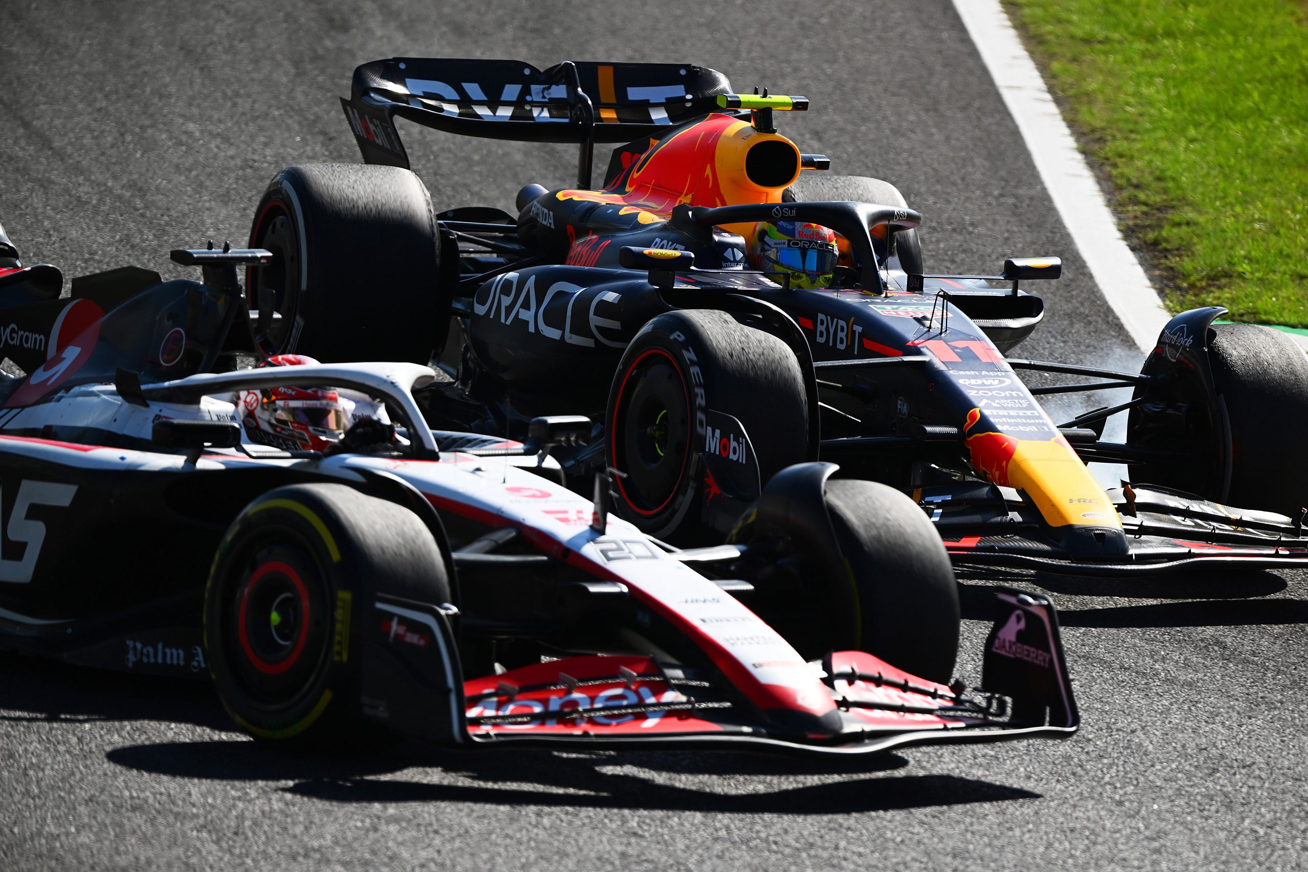  Sergio Perez moments before he made contact with Levin Magnussen during the Japanese Grand Prix.