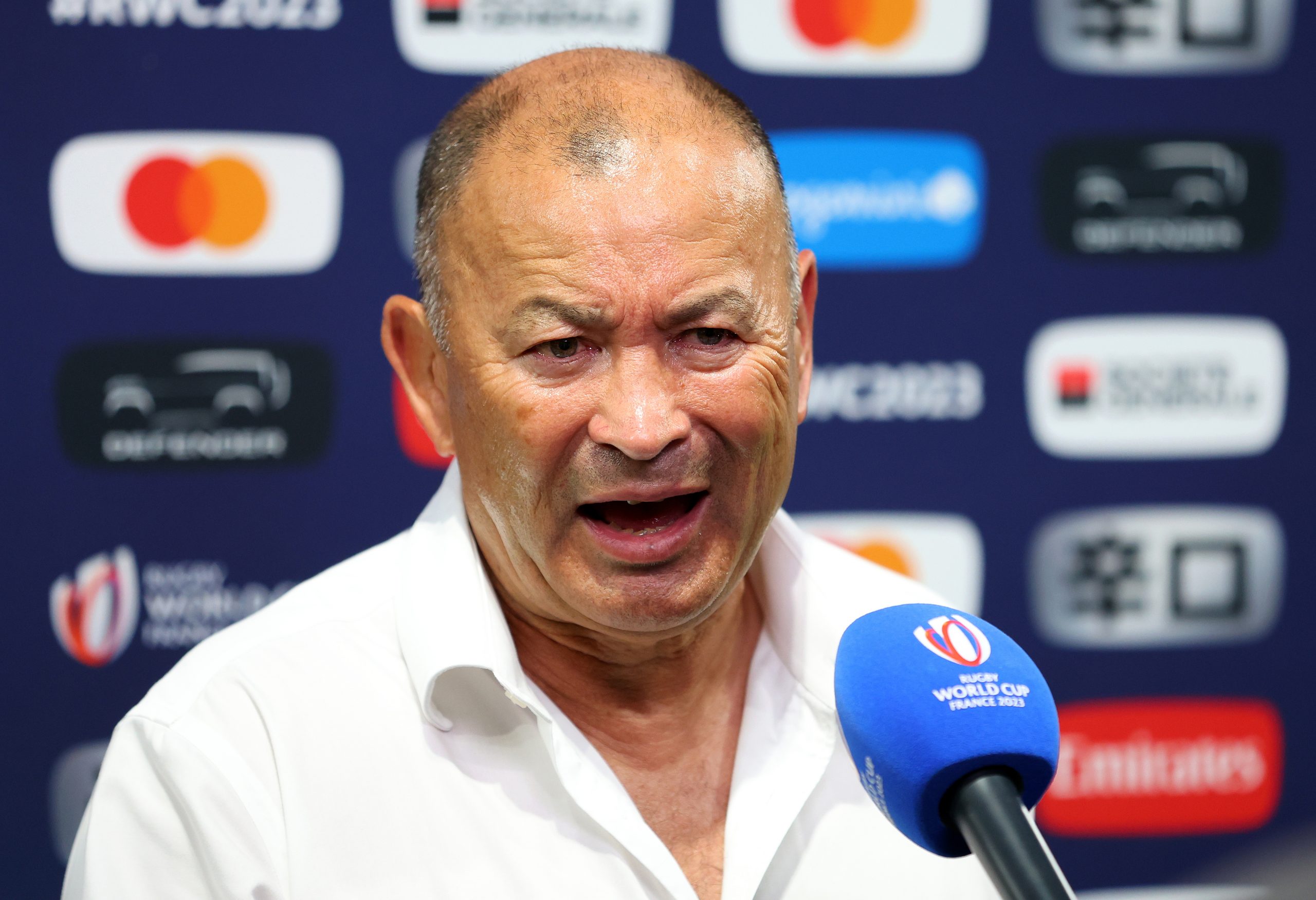 Eddie Jones speaks to the media.