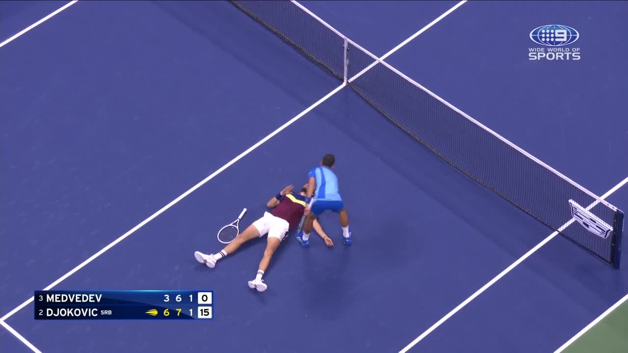 Djokovic's classy act after Medvedev fall