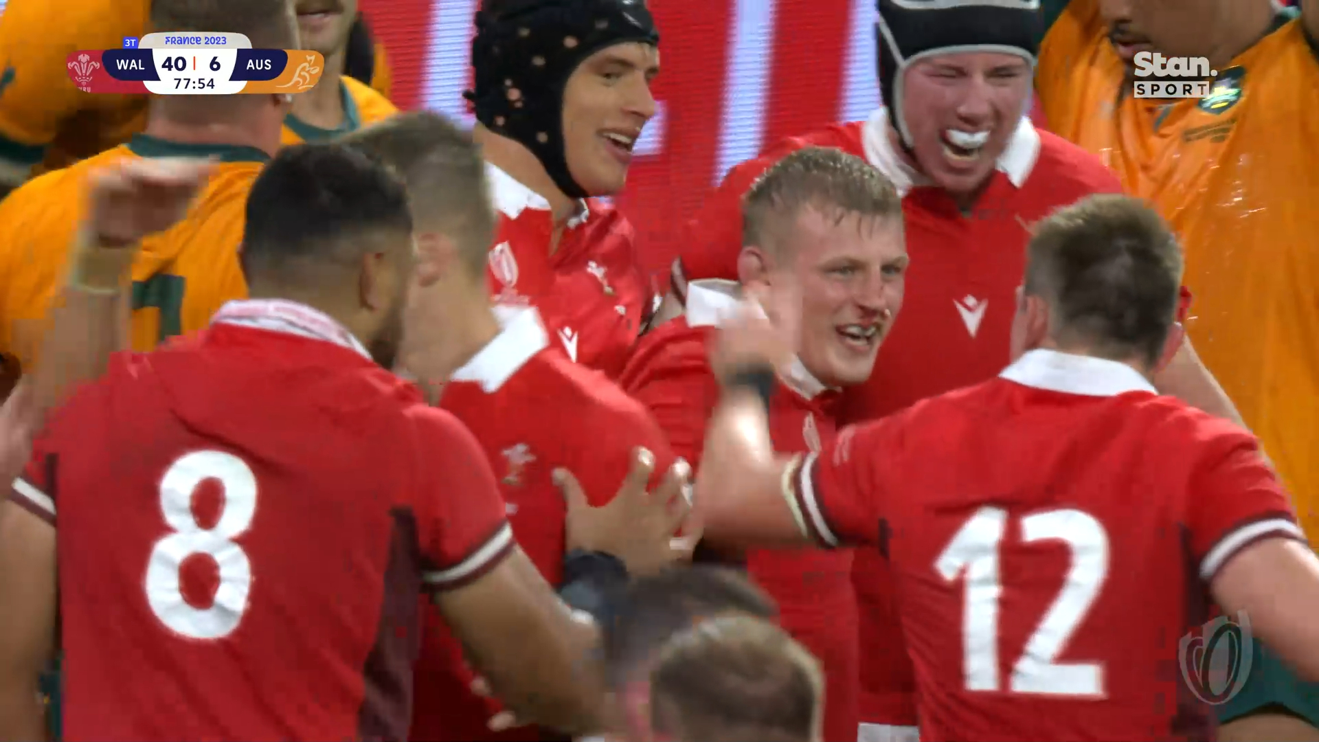 Wales sink knife into Wallabies with final try