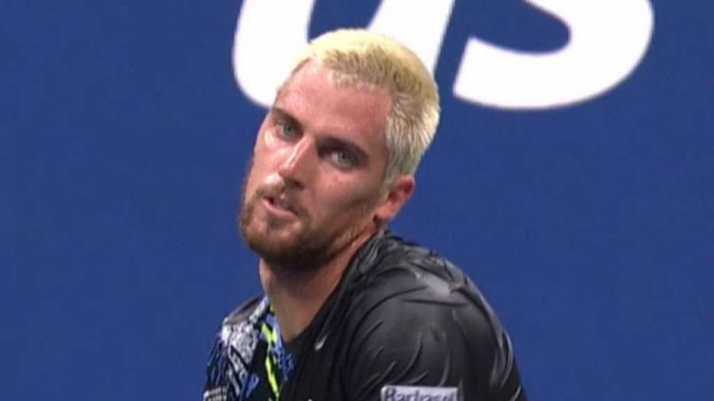 Gojo meltdown wastes golden Djokovic chance