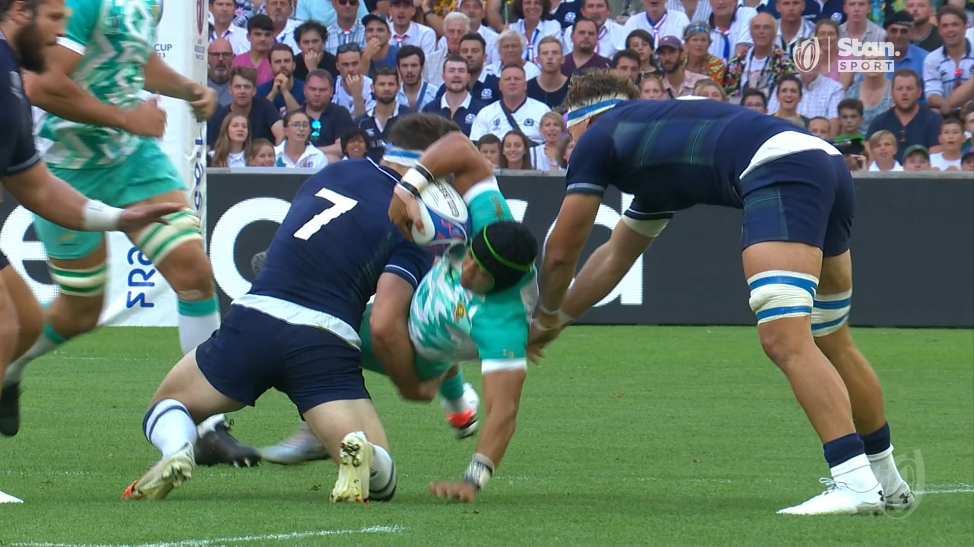 Head clash goes unnoticed by match officials