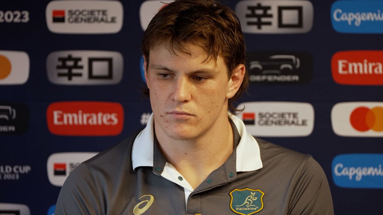 Hooper misses Budgy Smuggler action