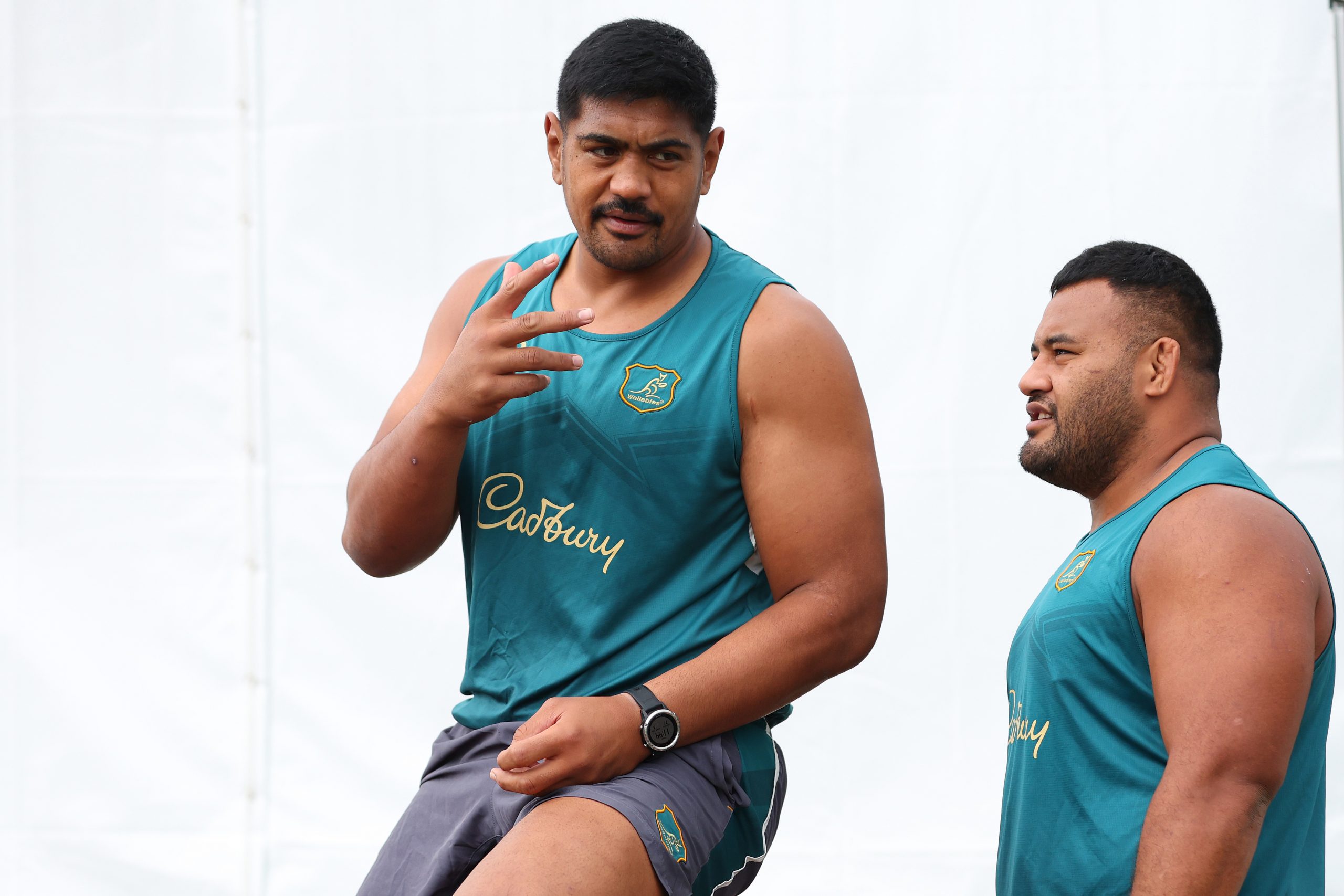 Will Skelton and Taniela Tupou during Wallabies training at Stade Roger Baudras.