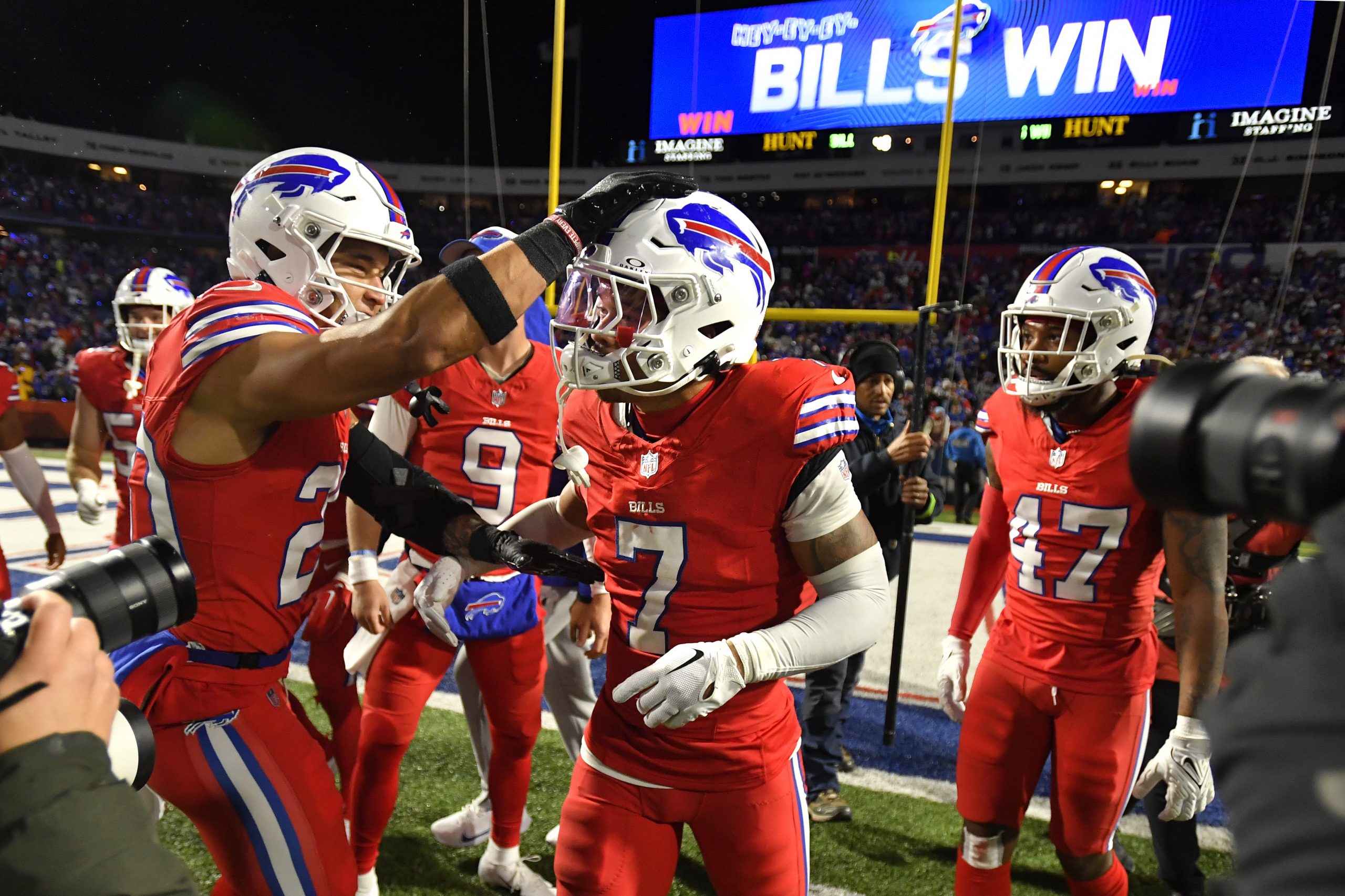 Buffalo defeated New York in a tight affair.