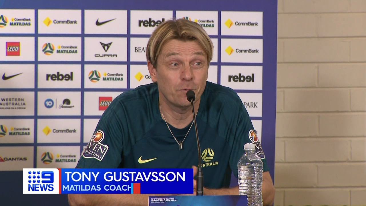 Matildas coach threatens to quit