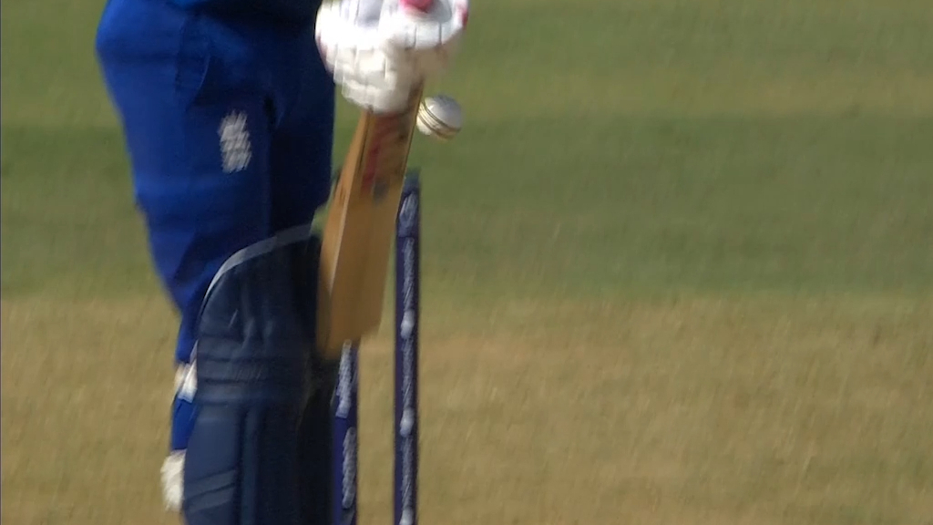 Mathews strikes three balls into WC return