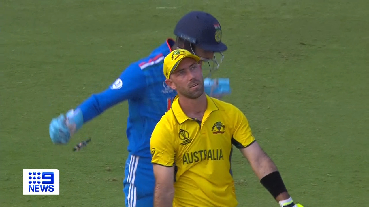 Spin torments Aussies in World Cup opener