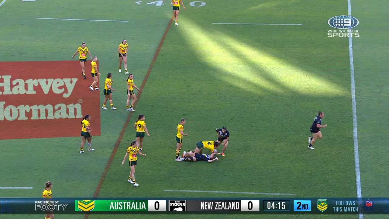 Upton starts with dream debut