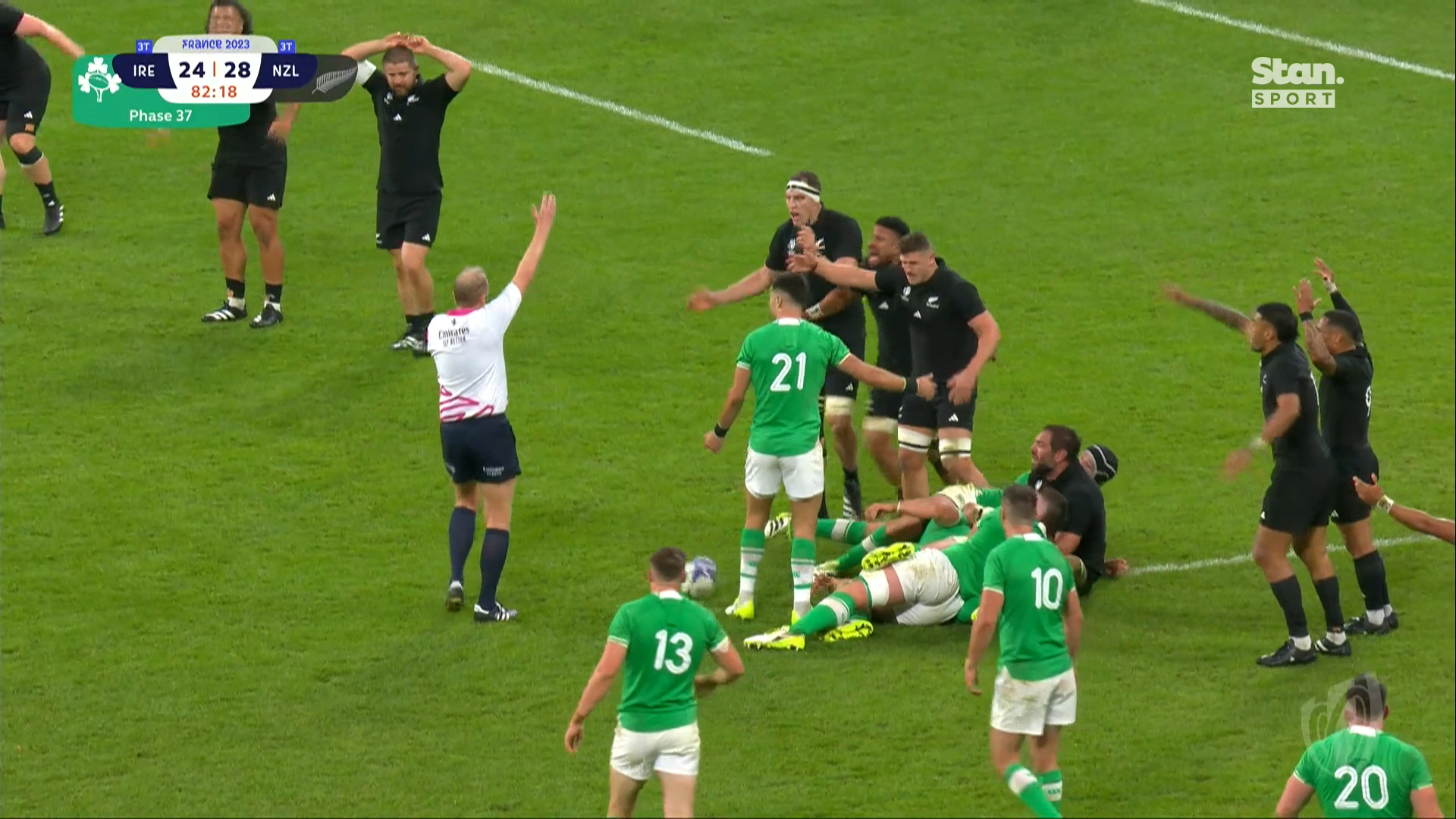 New Zealand stun Ireland with final act