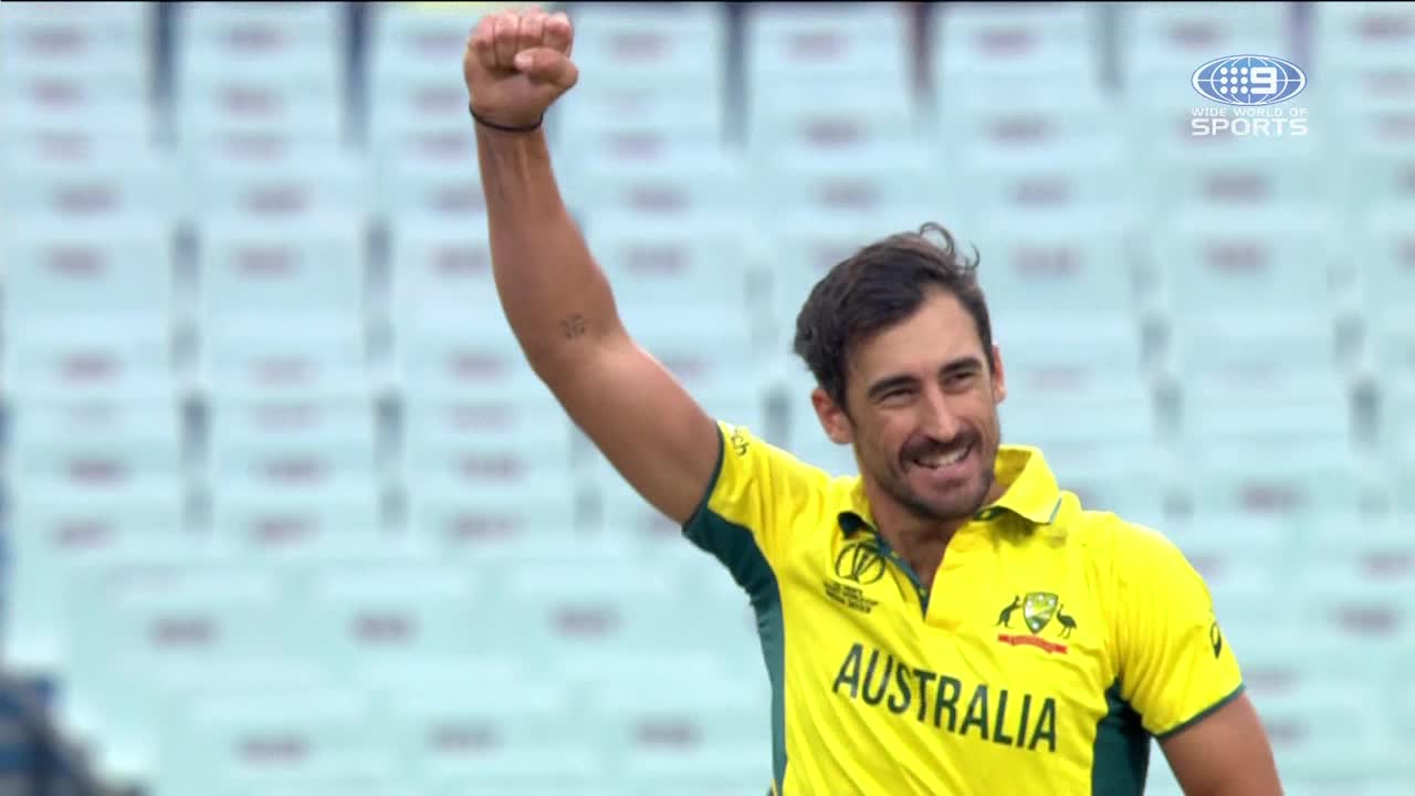 Starc gives Aussies dream start in semi