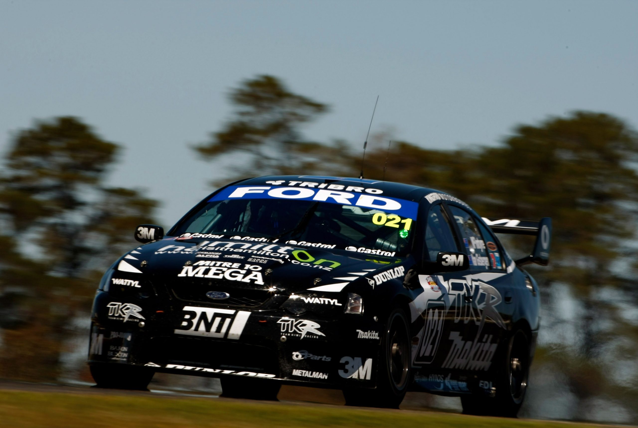 The Team Kiwi racing Ford of Shane Van Gisbergen and John McIntyre comes out of the Chase during practice for the Bathurst 1000 which is round ten of the V8 Supercars Championship at the Mount Panorama circuit October 4, 2007 in Bathurst, Australia. (Photo by Robert Cianflone/Getty Images)