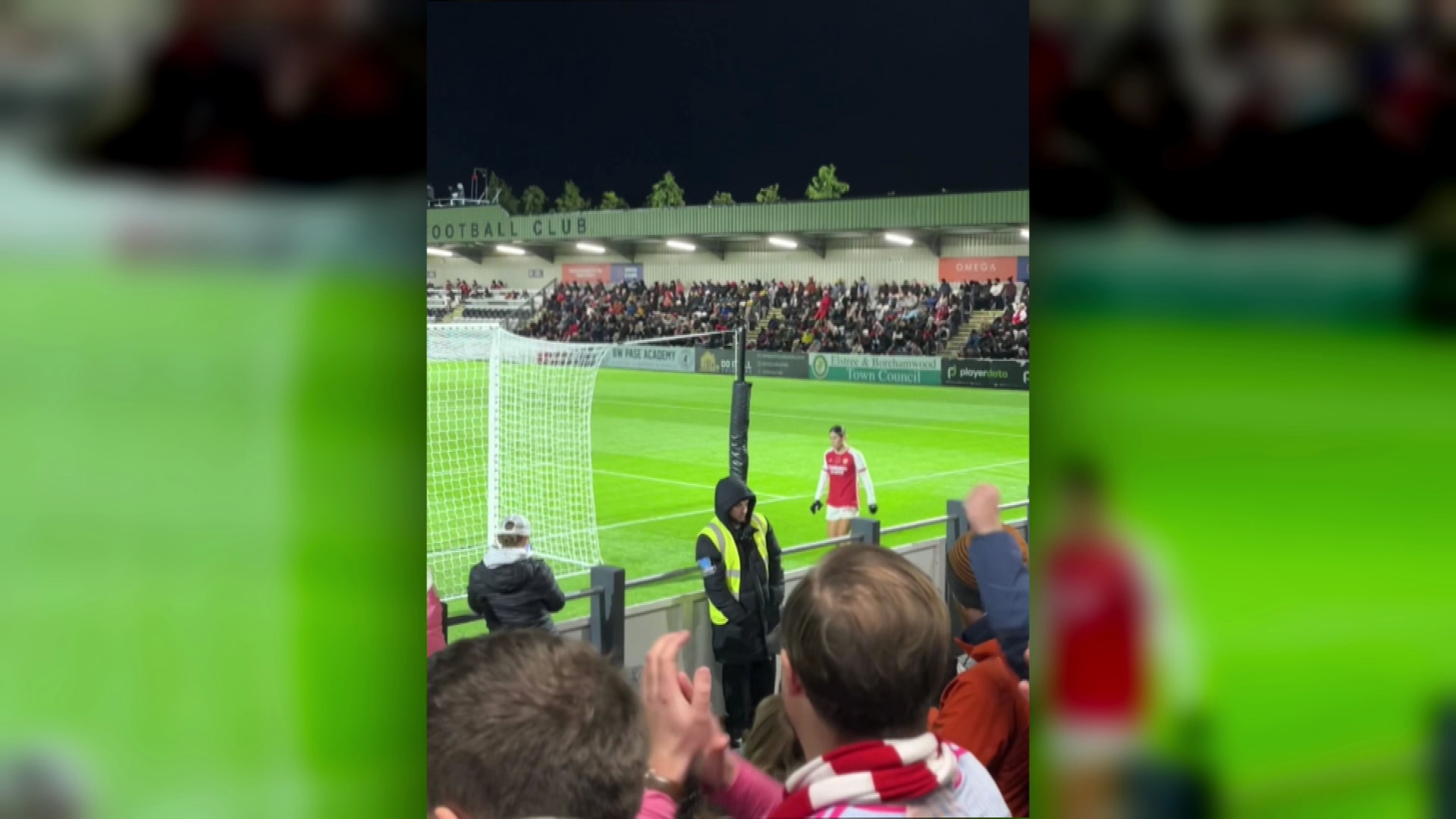 Arsenal fans chanted the name of Kyra Cooney-Cross as she left the pitch.