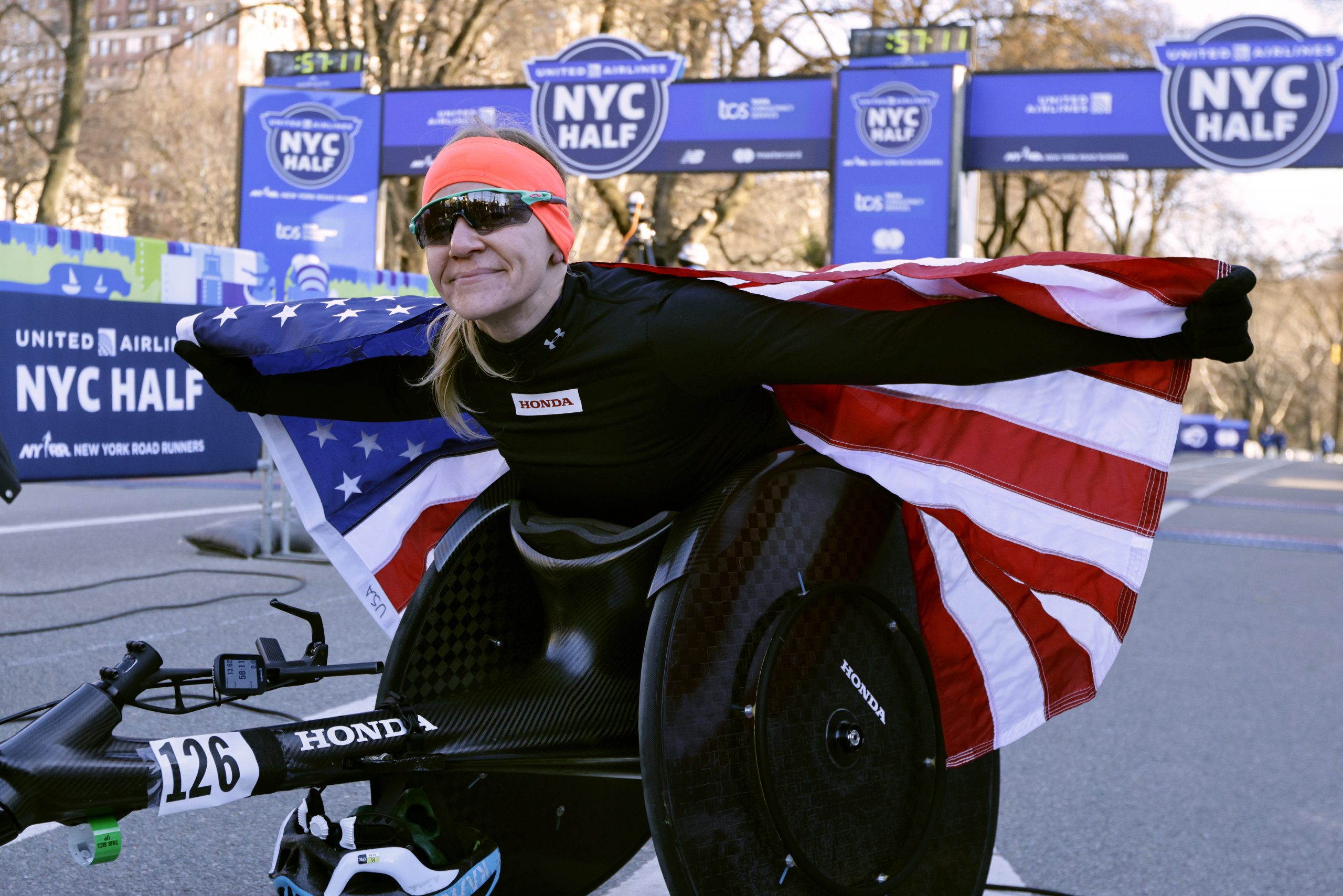 American Susannah Scaroni races in Honda's Kakeru Flagship wheelchair.