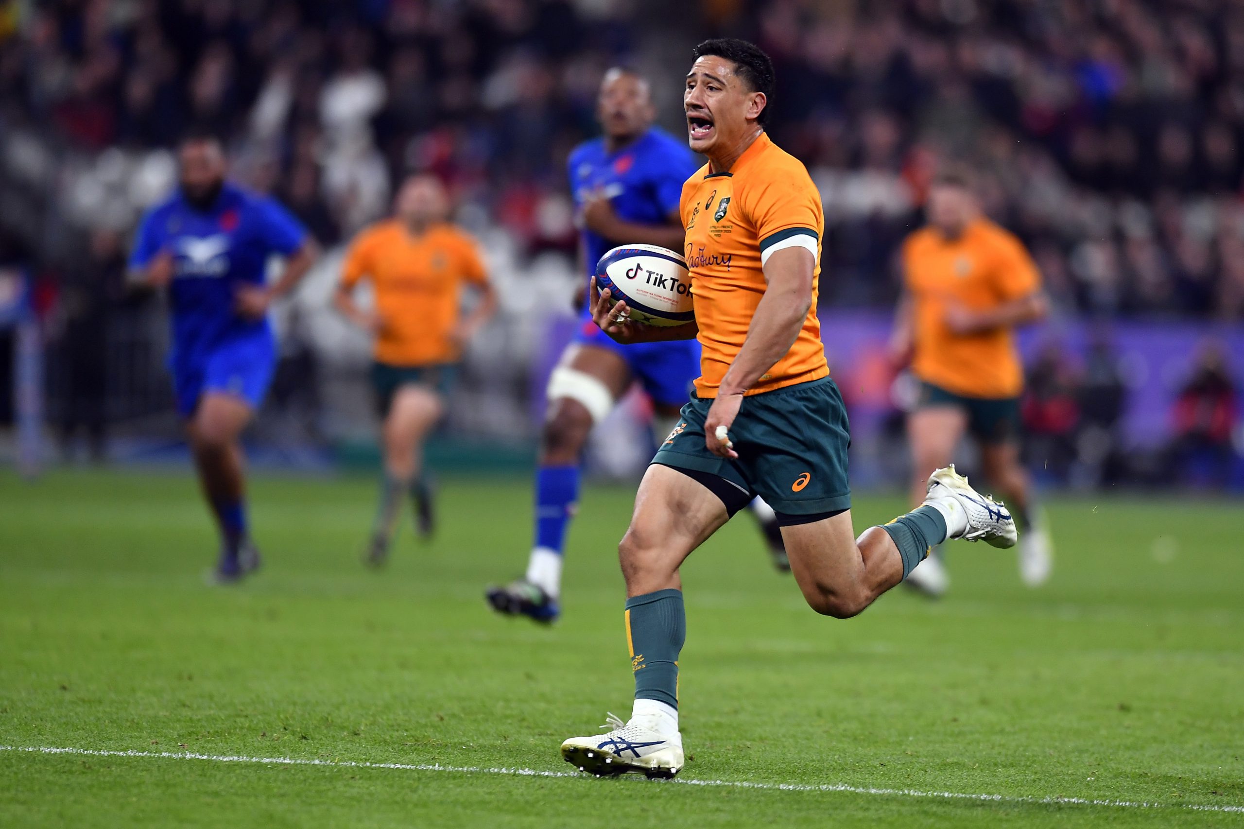 Lalakai Foketi of Australia scores a try.