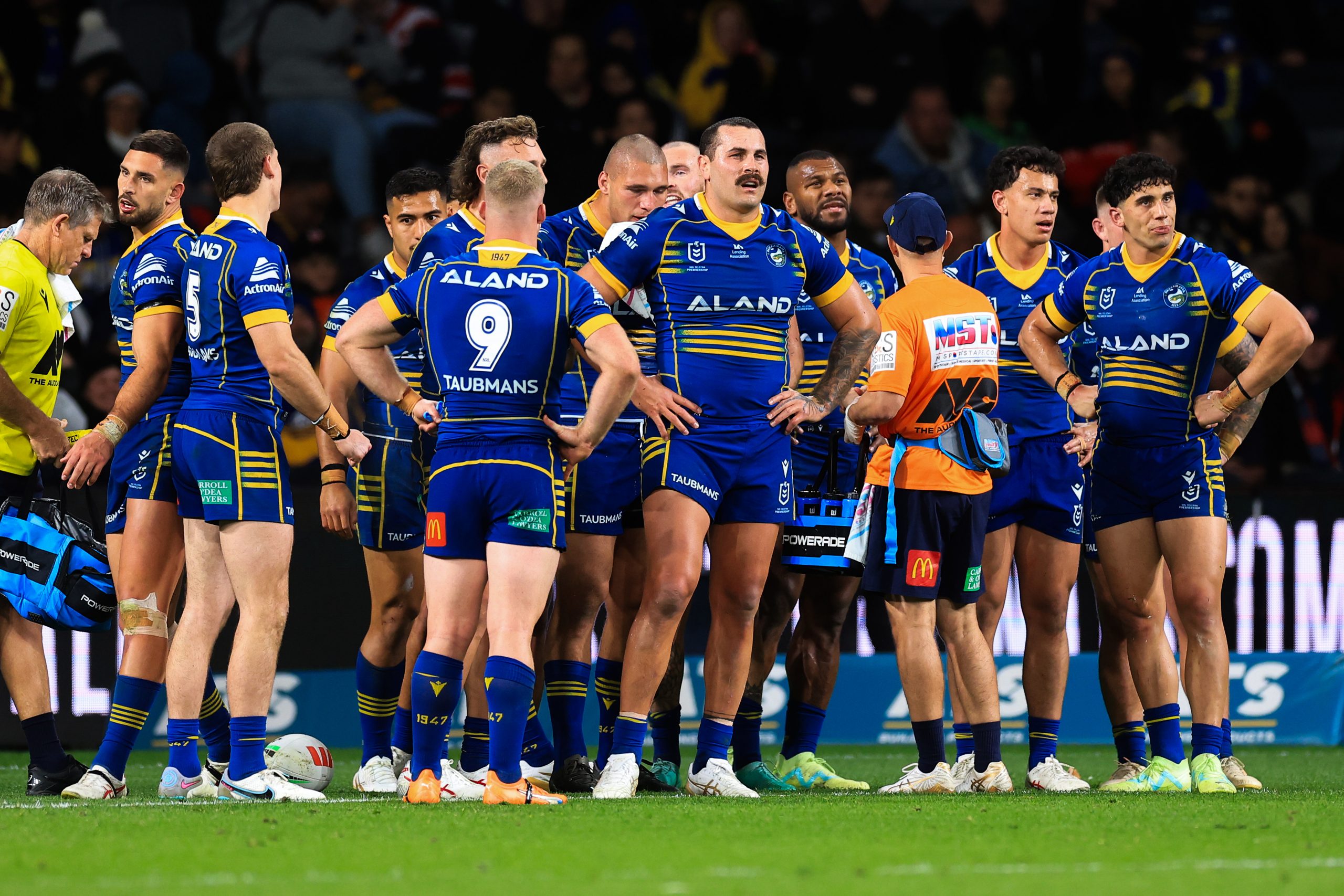 Eels players look on after a Roosters try during the round 25 NRL match between Parramatta Eels and Sydney Roosters at CommBank Stadium on August 18, 2023 in Sydney, Australia. (Photo by Mark Evans/Getty Images)