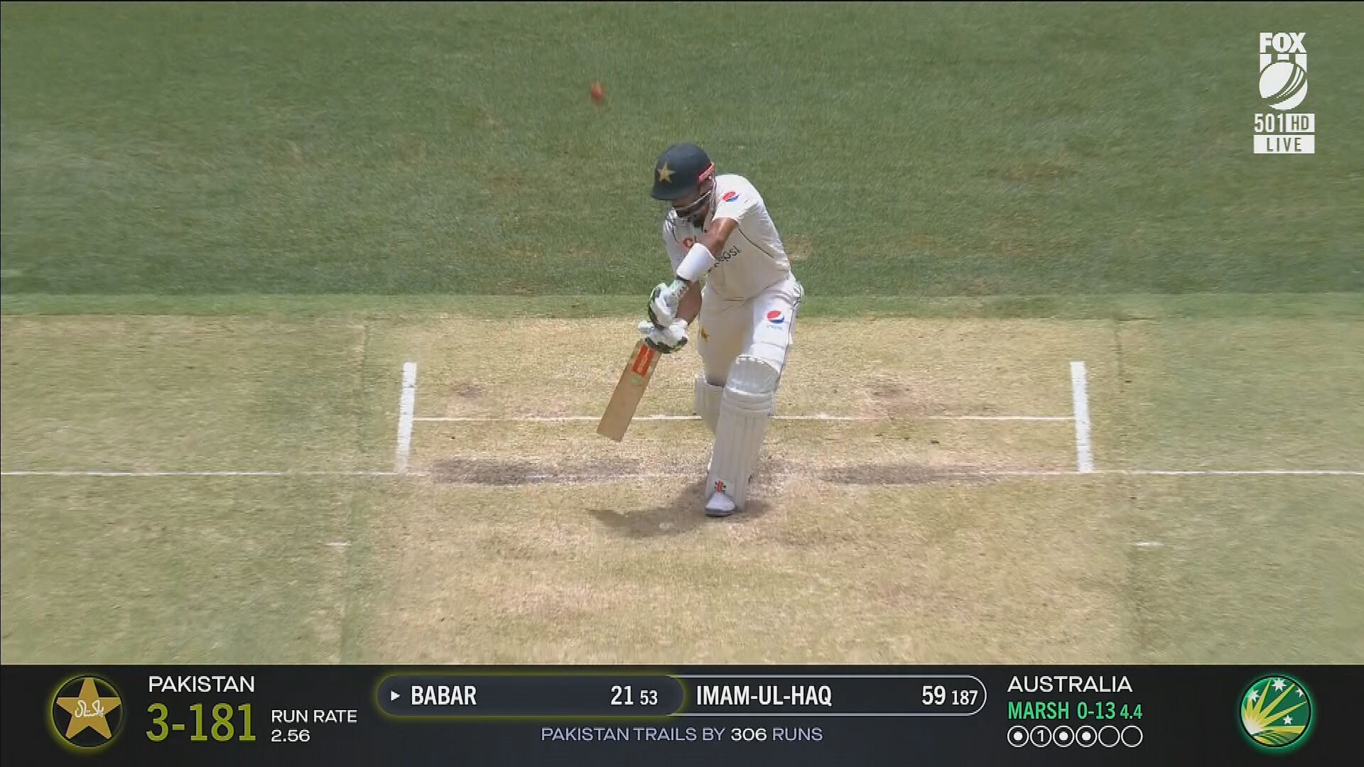  Marsh makes 'vital' Azam breakthrough