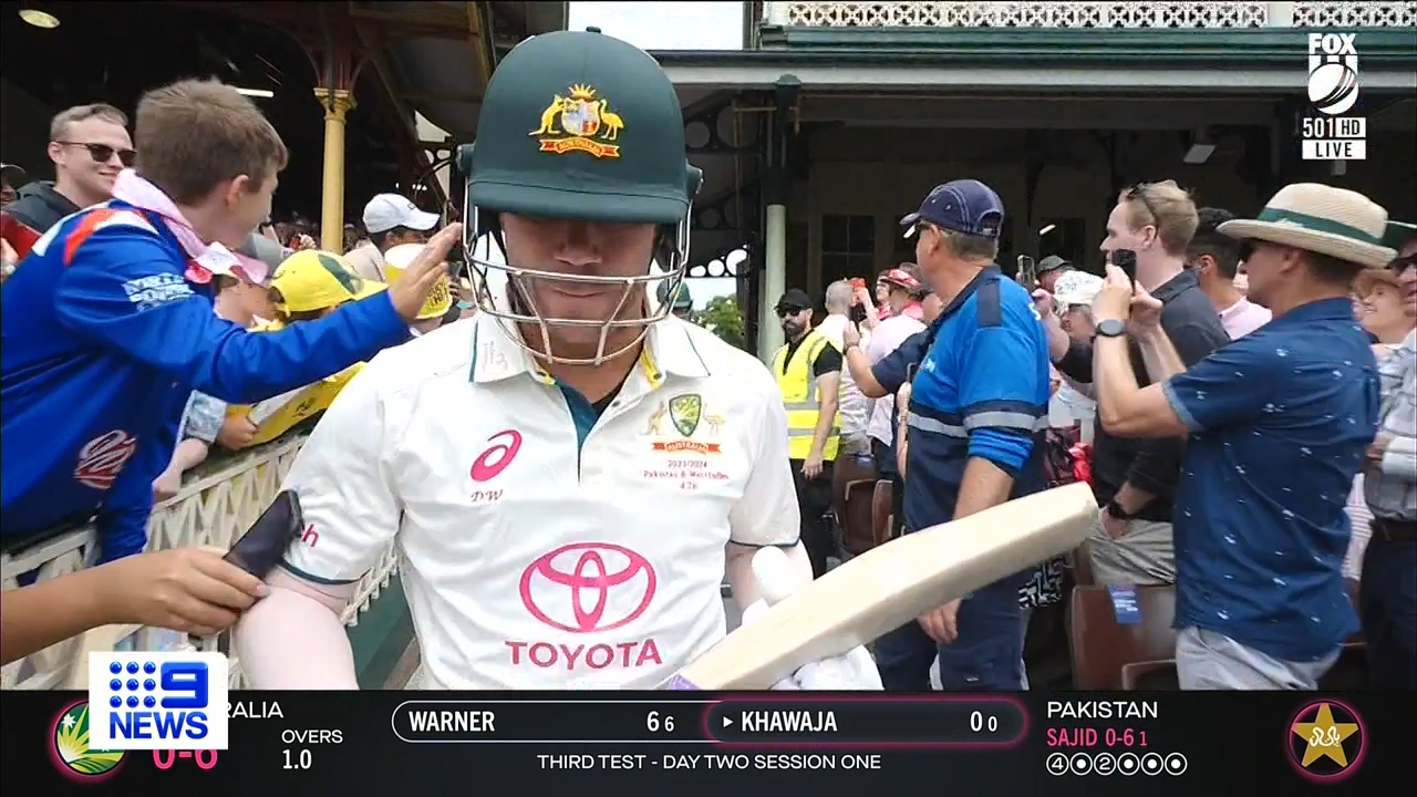 Rain ruins Aussies' momentum