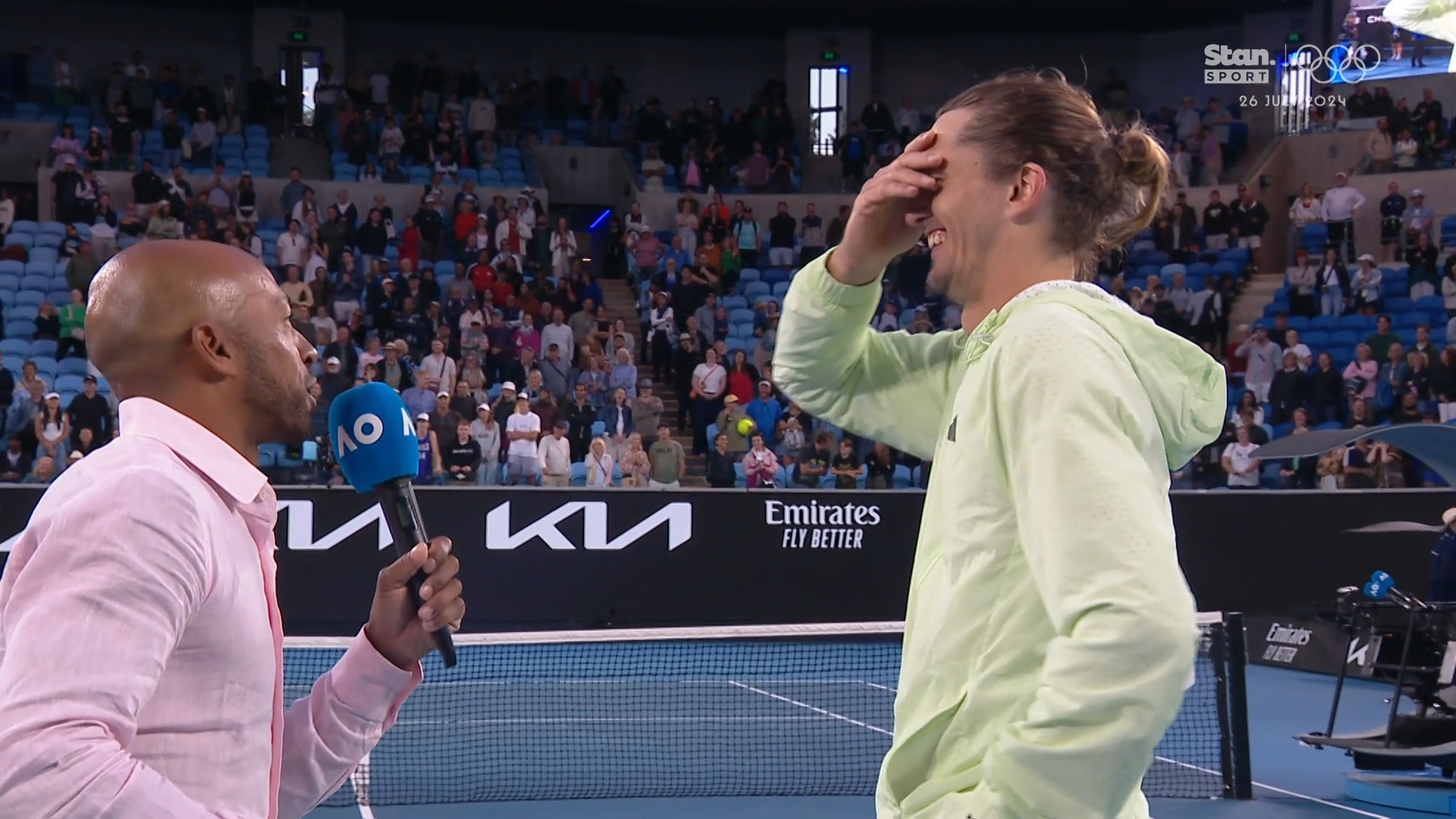 Zverev sings happy birthday after awkward slip