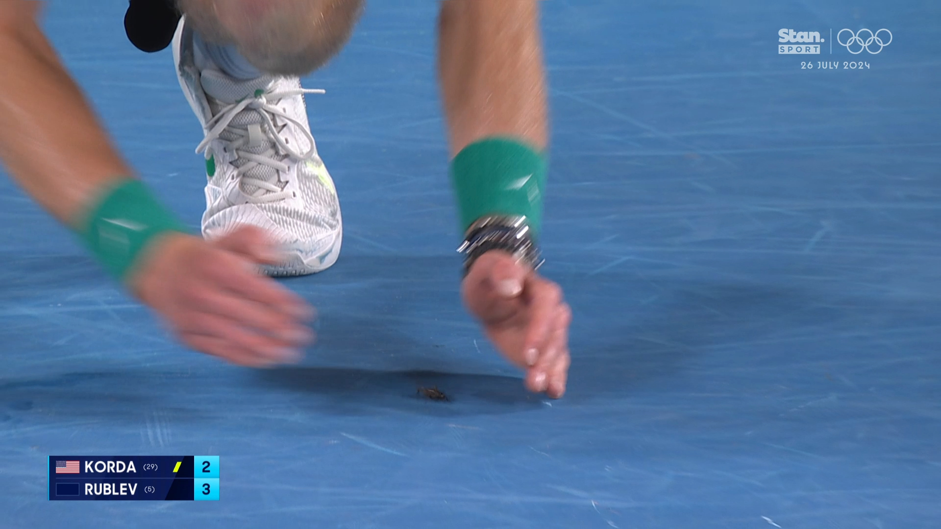 Rublev's hilarious struggle with court invader