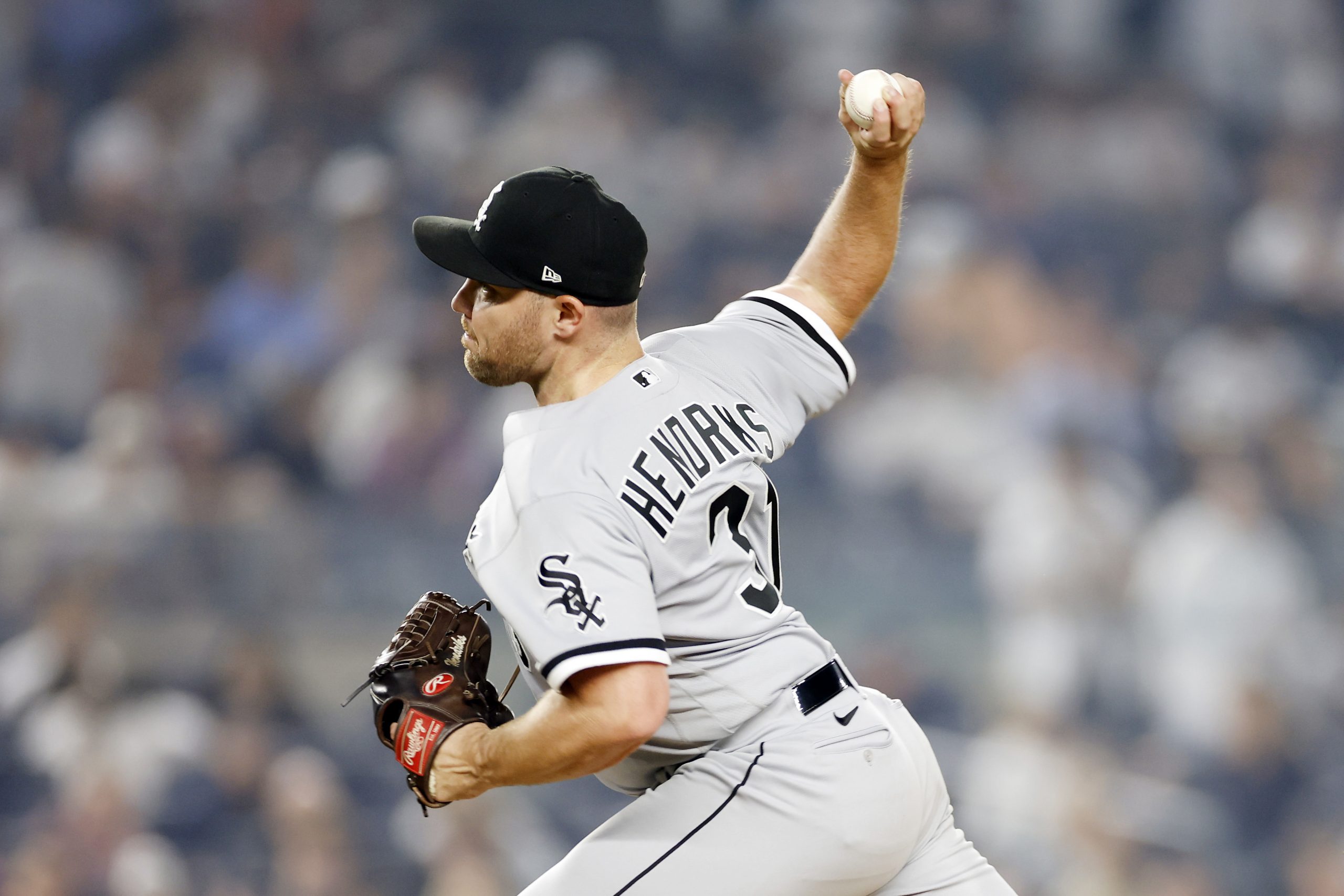Liam Hendriks #31 of the Chicago White Sox pitches during the ninth inning against the New York Yankees at Yankee Stadium on June 06, 2023 in the Bronx borough of New York City. The White Sox won 3-2. (Photo by Sarah Stier/Getty Images)