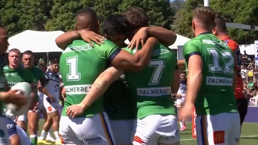 Raiders rookie puts on a show